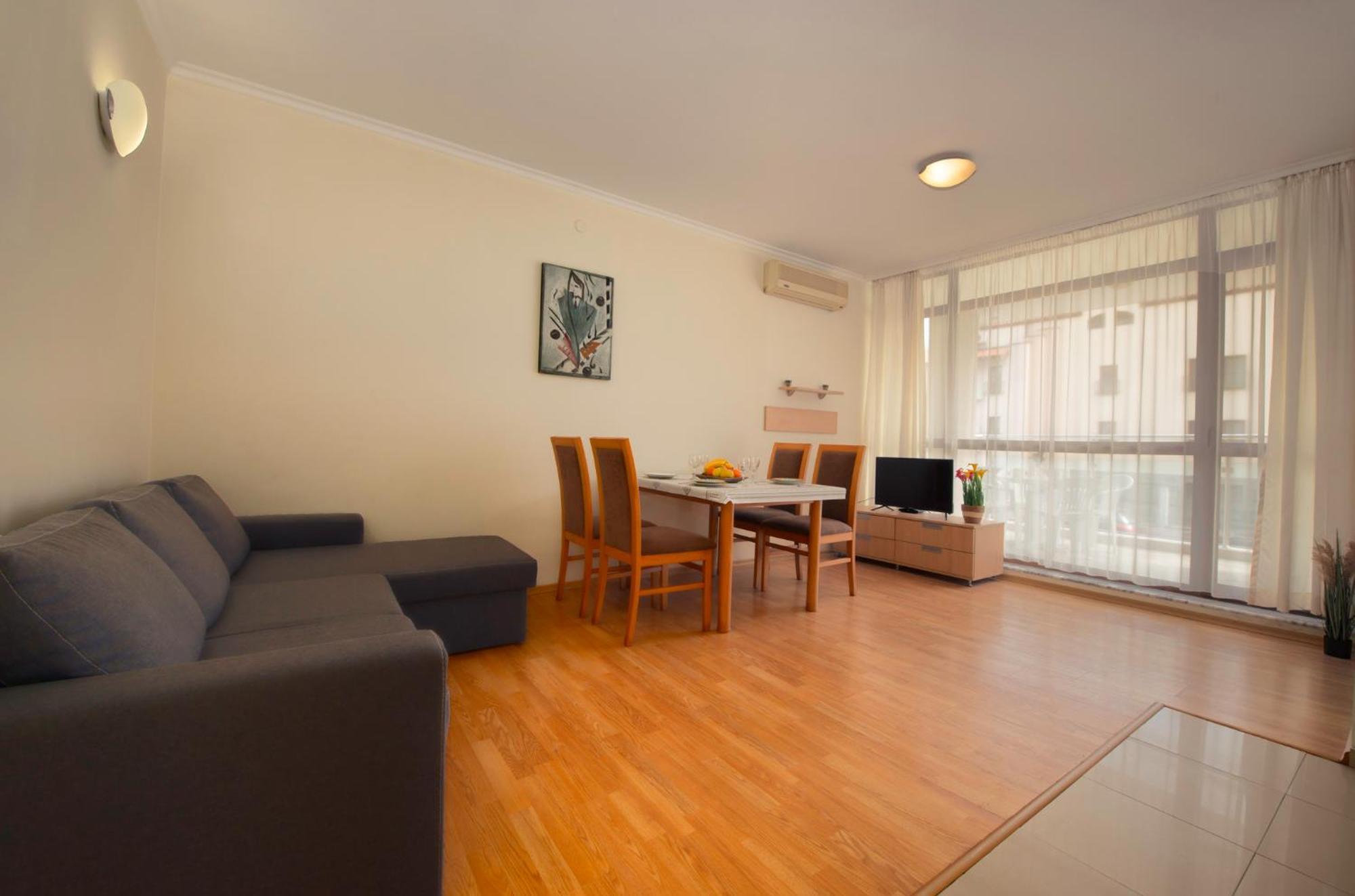 1-Bedroom Apartment