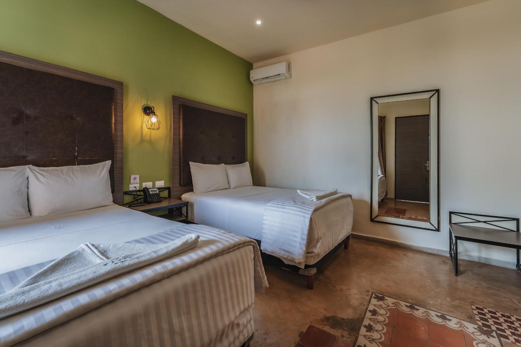 Deluxe Double Room with Two Double Beds,1677921189:JPEG