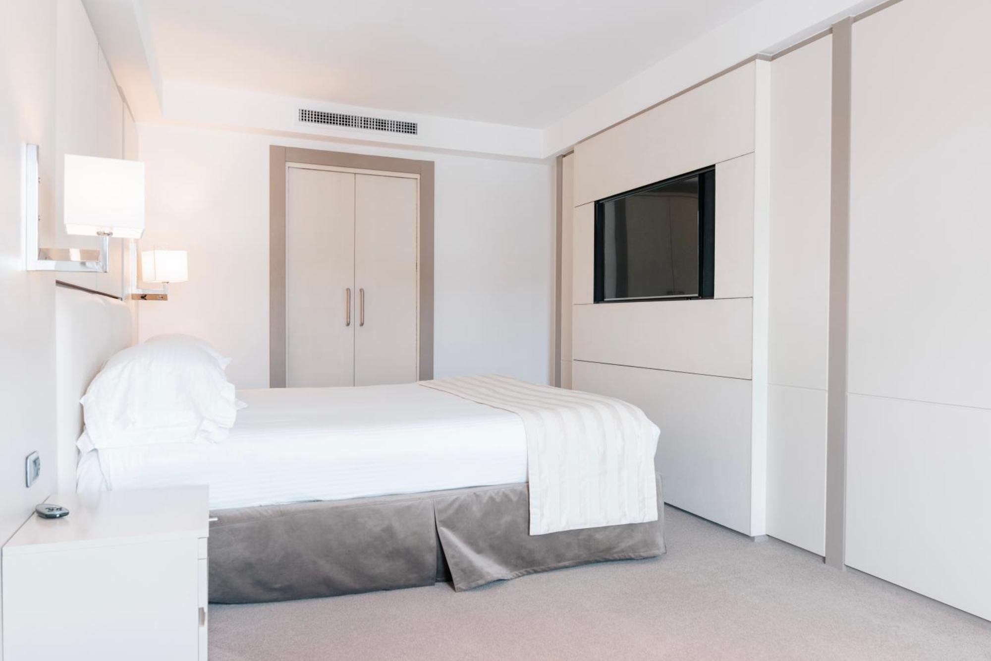 Grand Suite - Harbor view