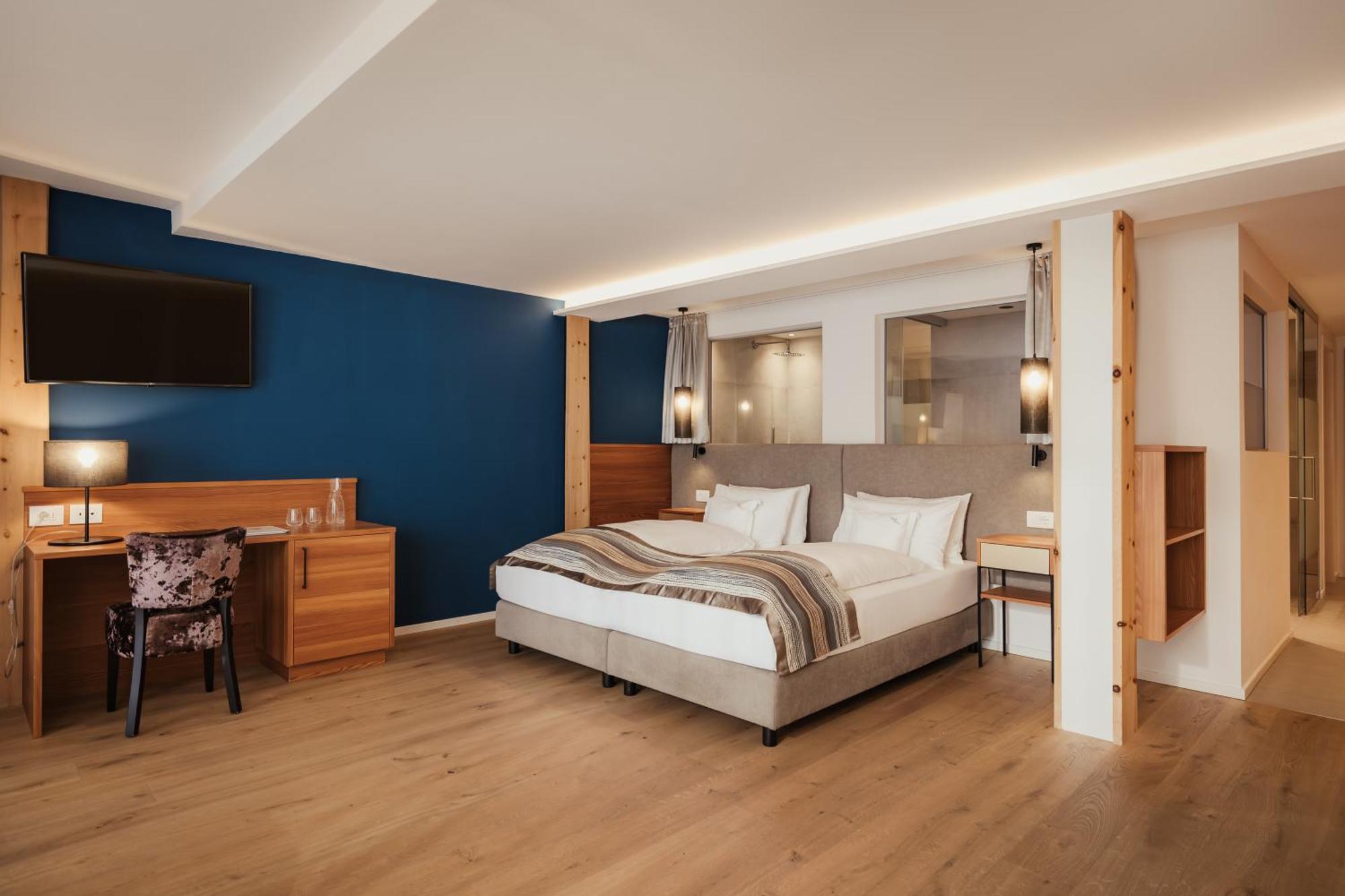 Superior Suite