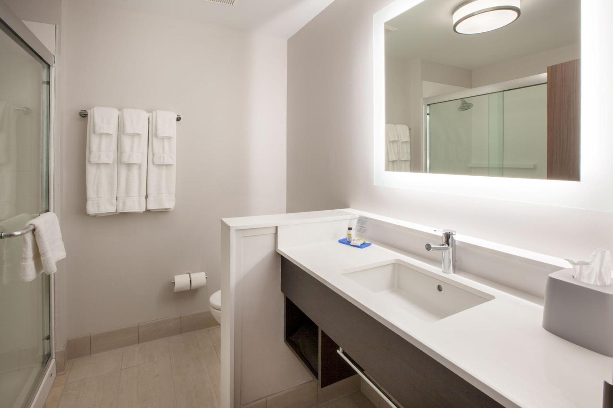 Standard Room,1682945866:JPEG