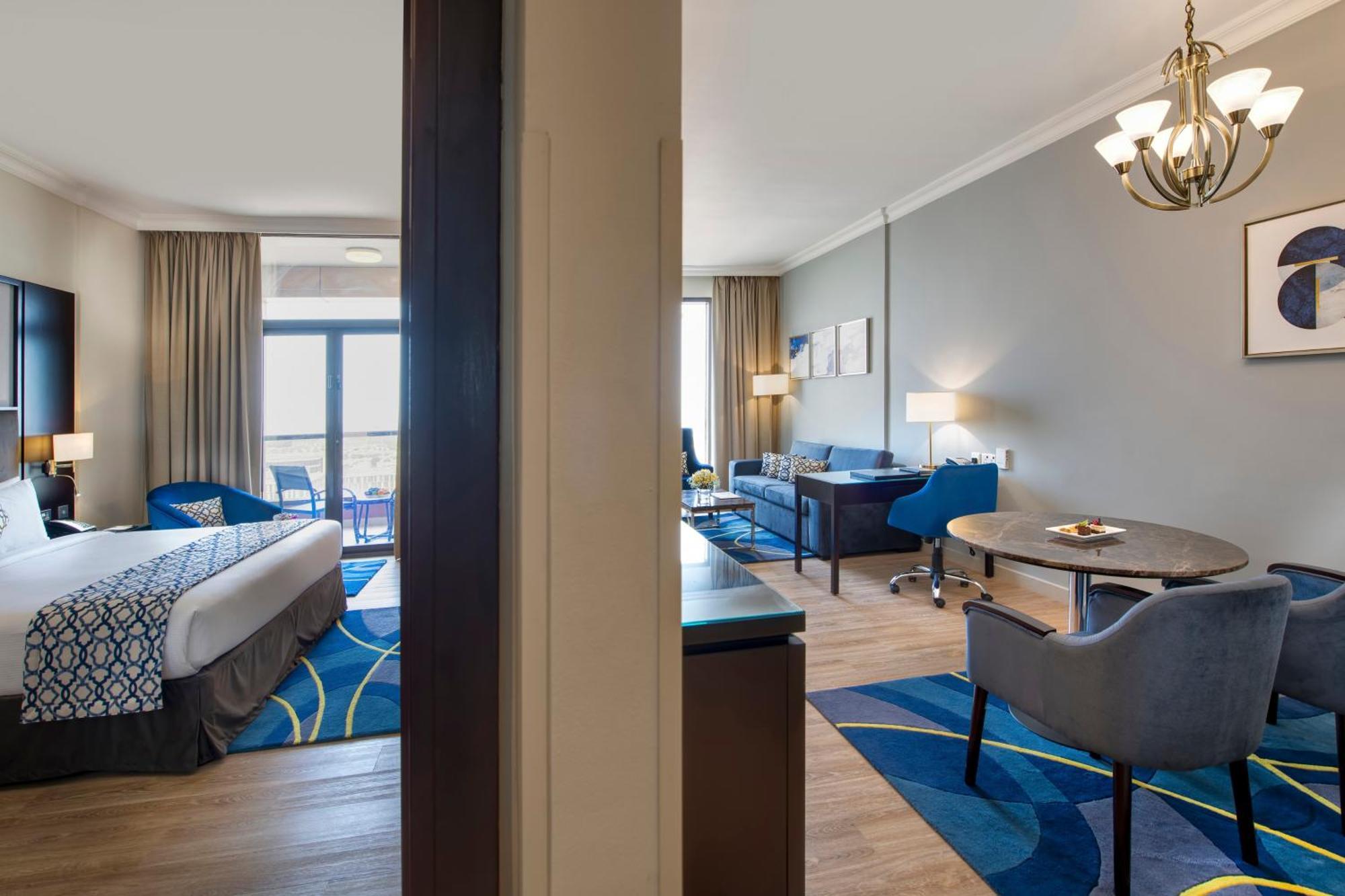 One-Bedroom Apartment Sea View