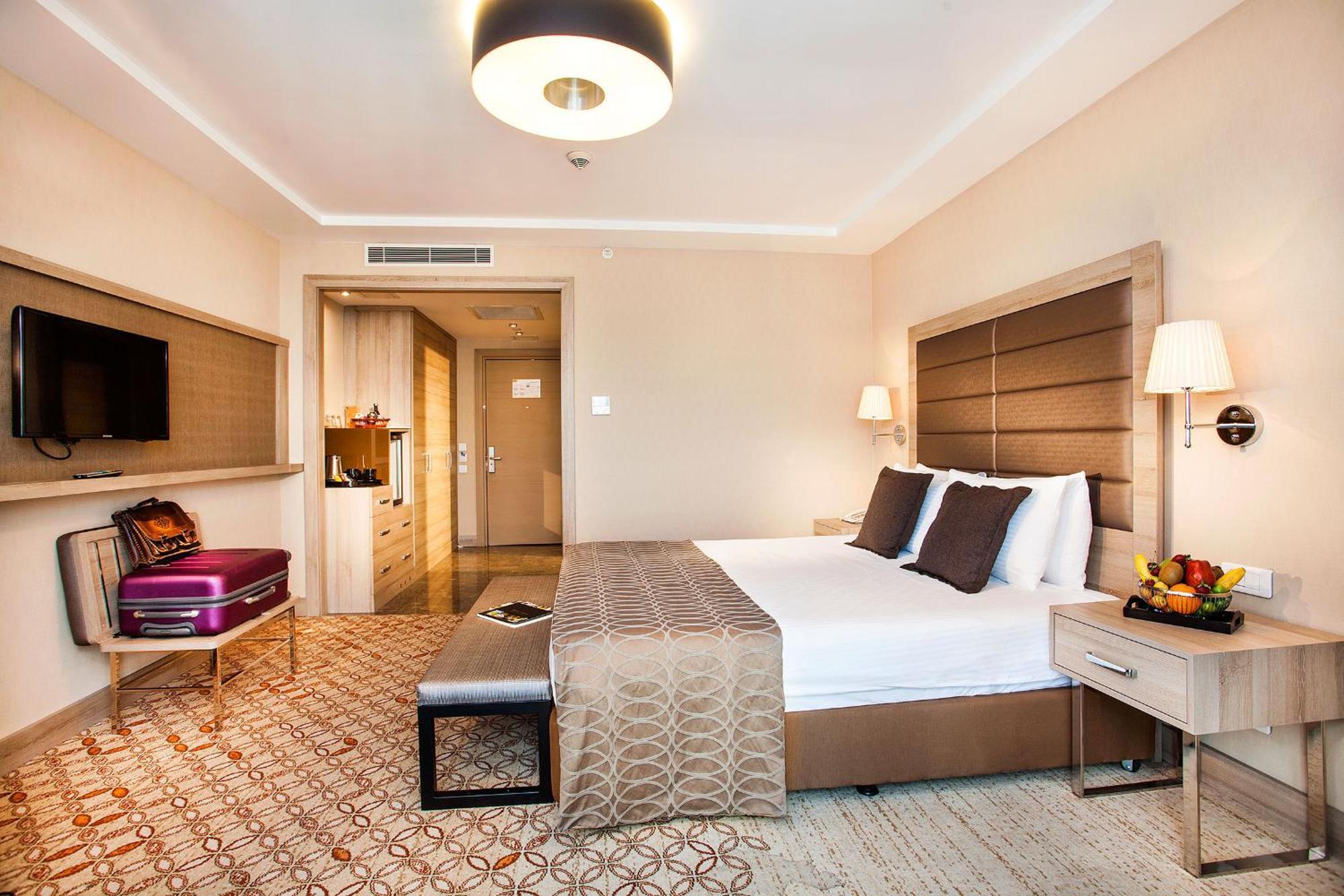 Superior Room,942184162:JPEG