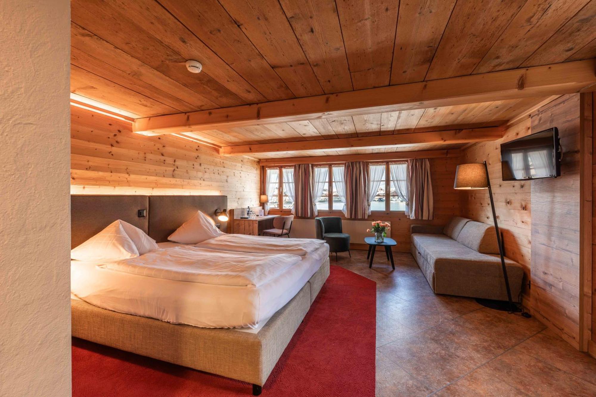 Standard Double Room Lake View