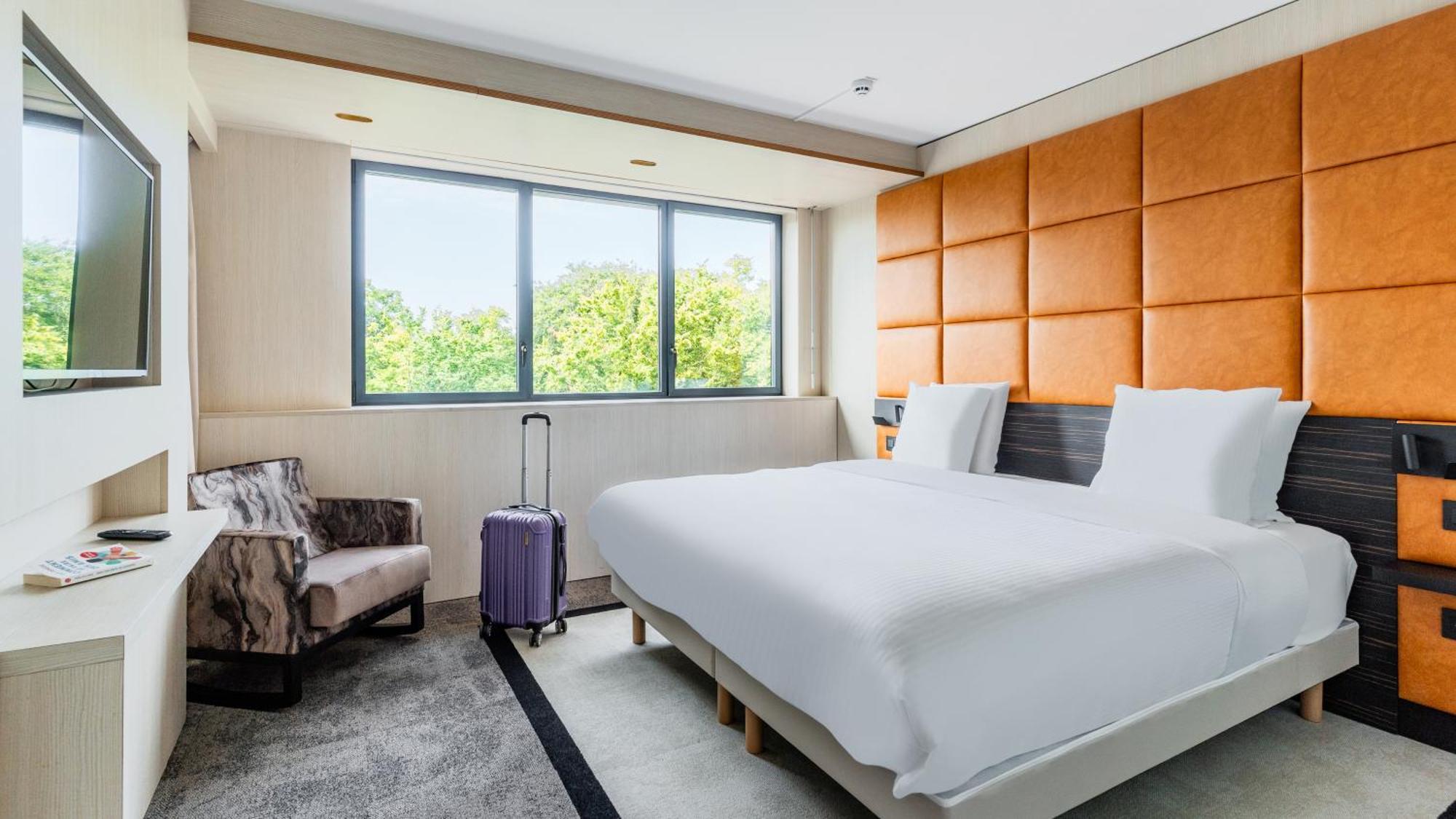 2 Bedrooms Suite 1 King Bed 2 Single Beds 50Sqm Wifi Bathtub