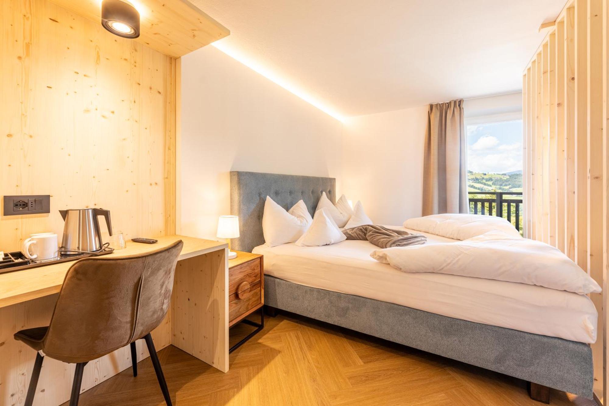 King Room Mountain View