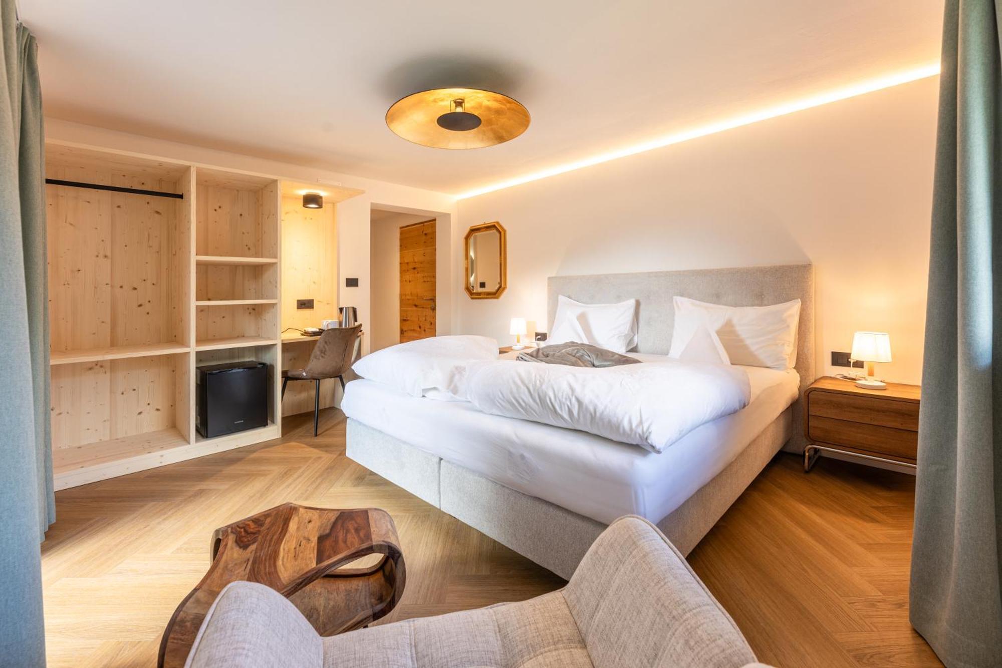 King Room Mountain View
