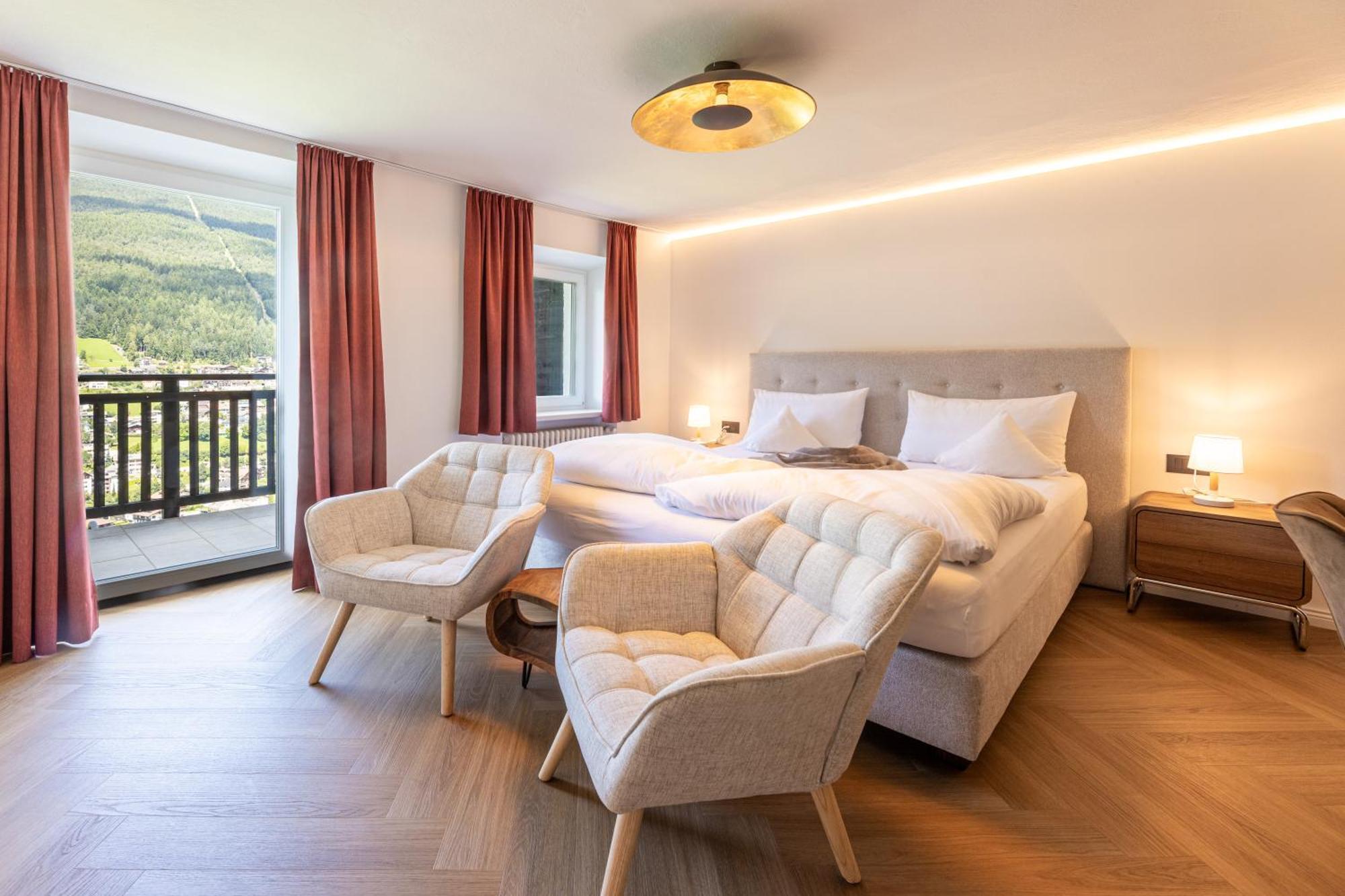 King Room Mountain View