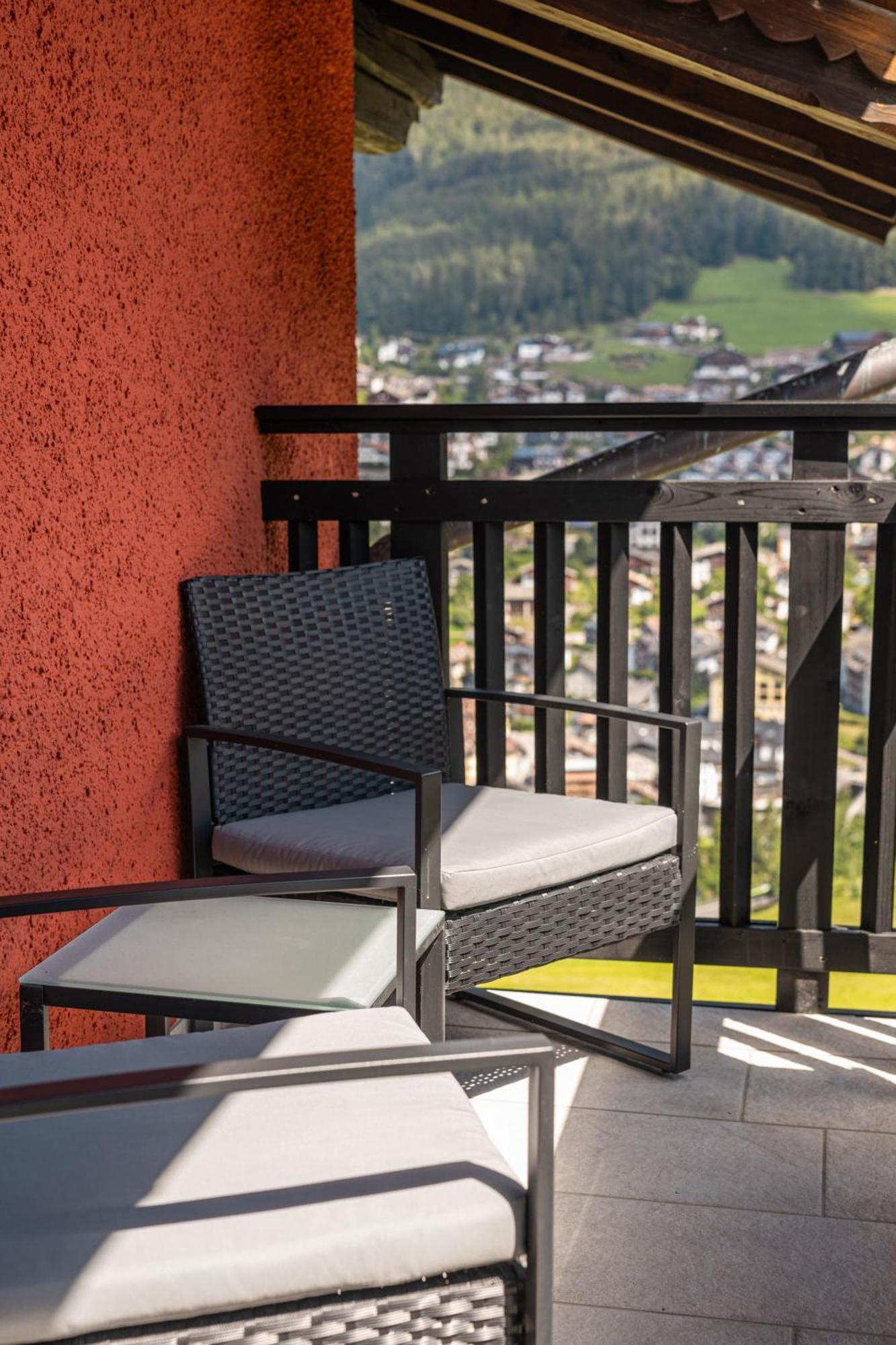 King Room Mountain View
