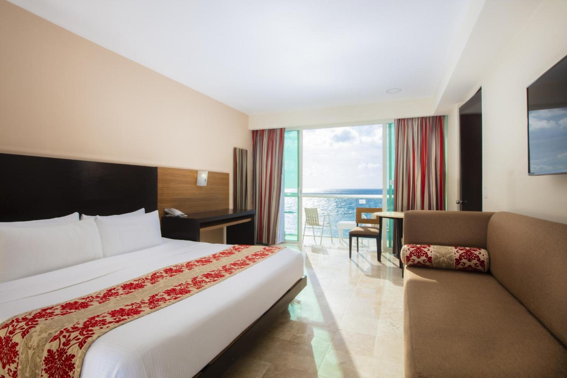 Club Room Ocean View King