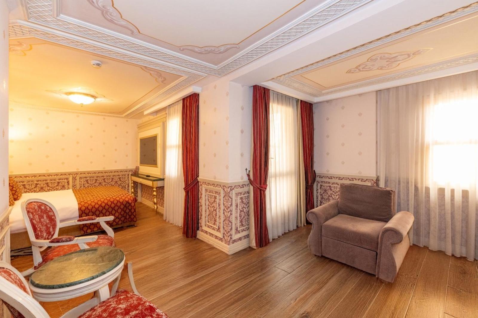 Triple Room Terrace