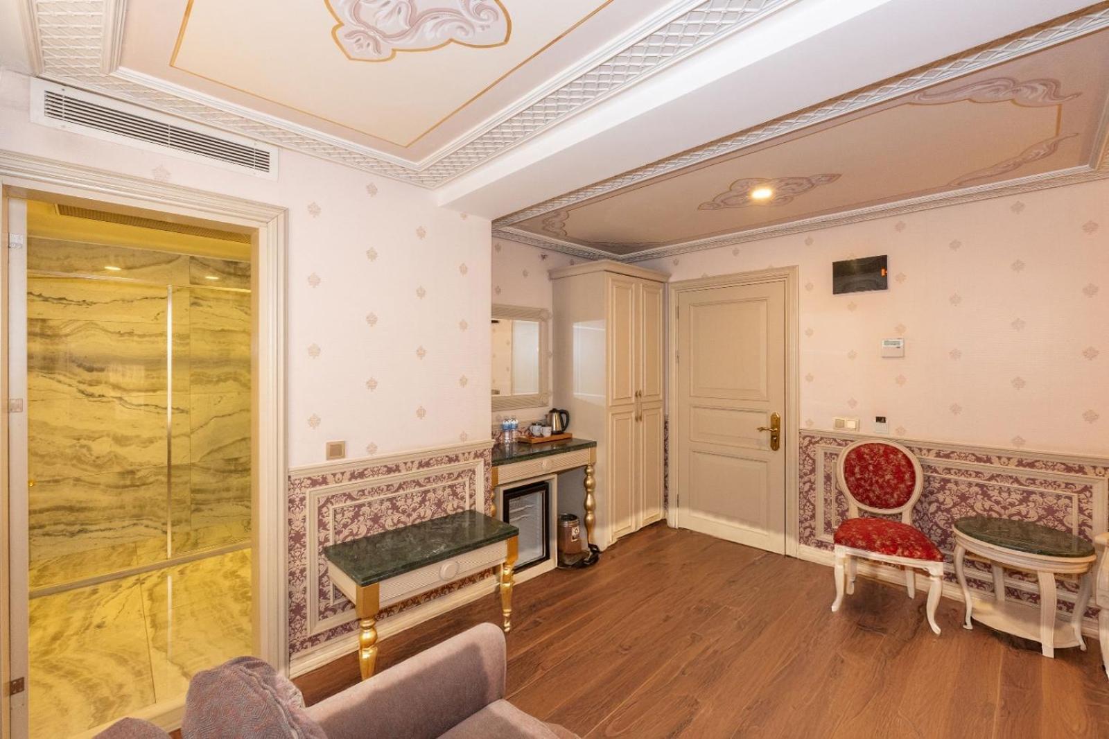 Triple Room Terrace