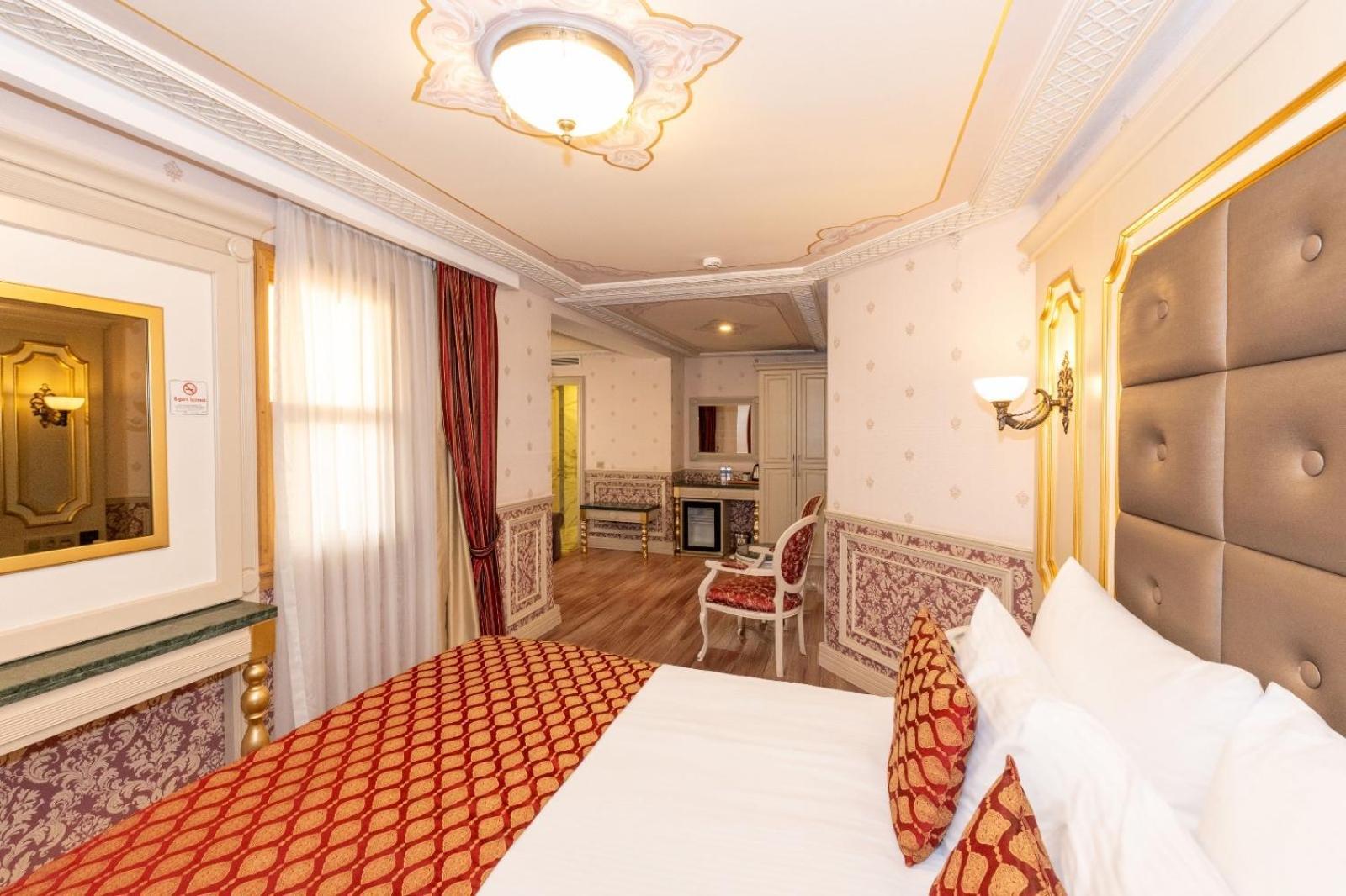 Triple Room Terrace