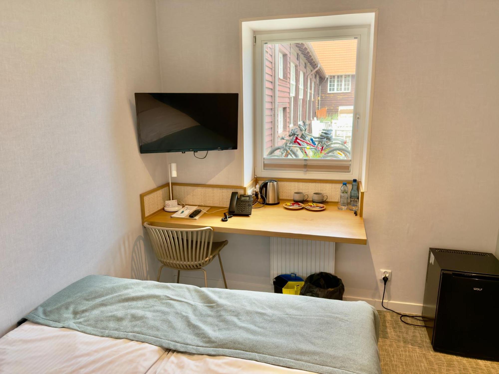 Economy Single Room