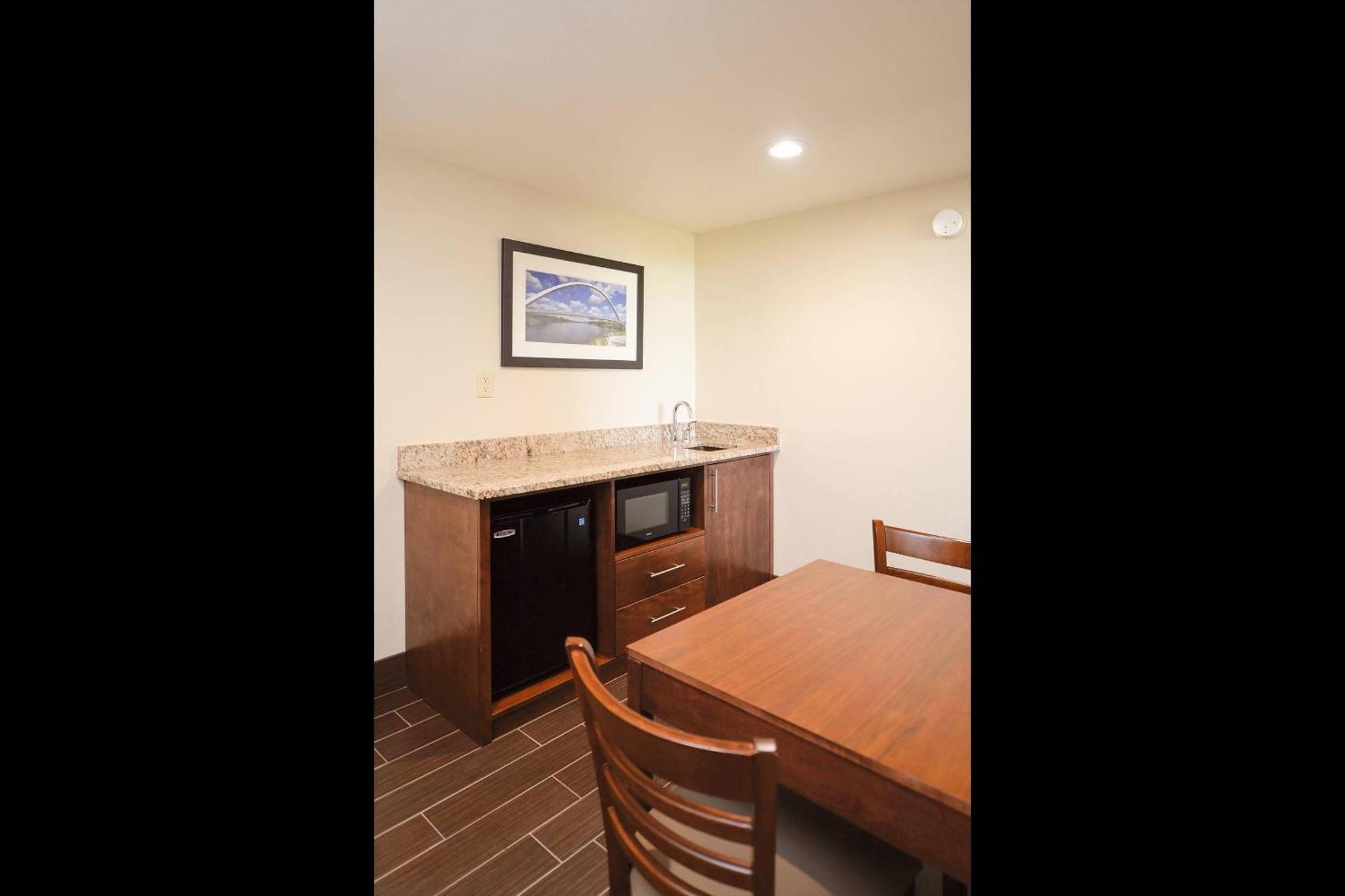 King Suite River View