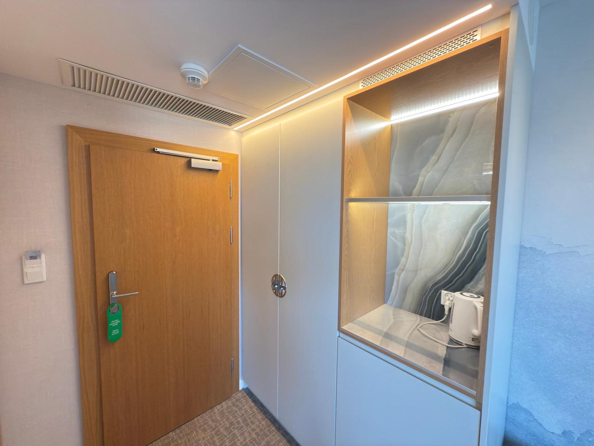 Deluxe Double Room Beach access