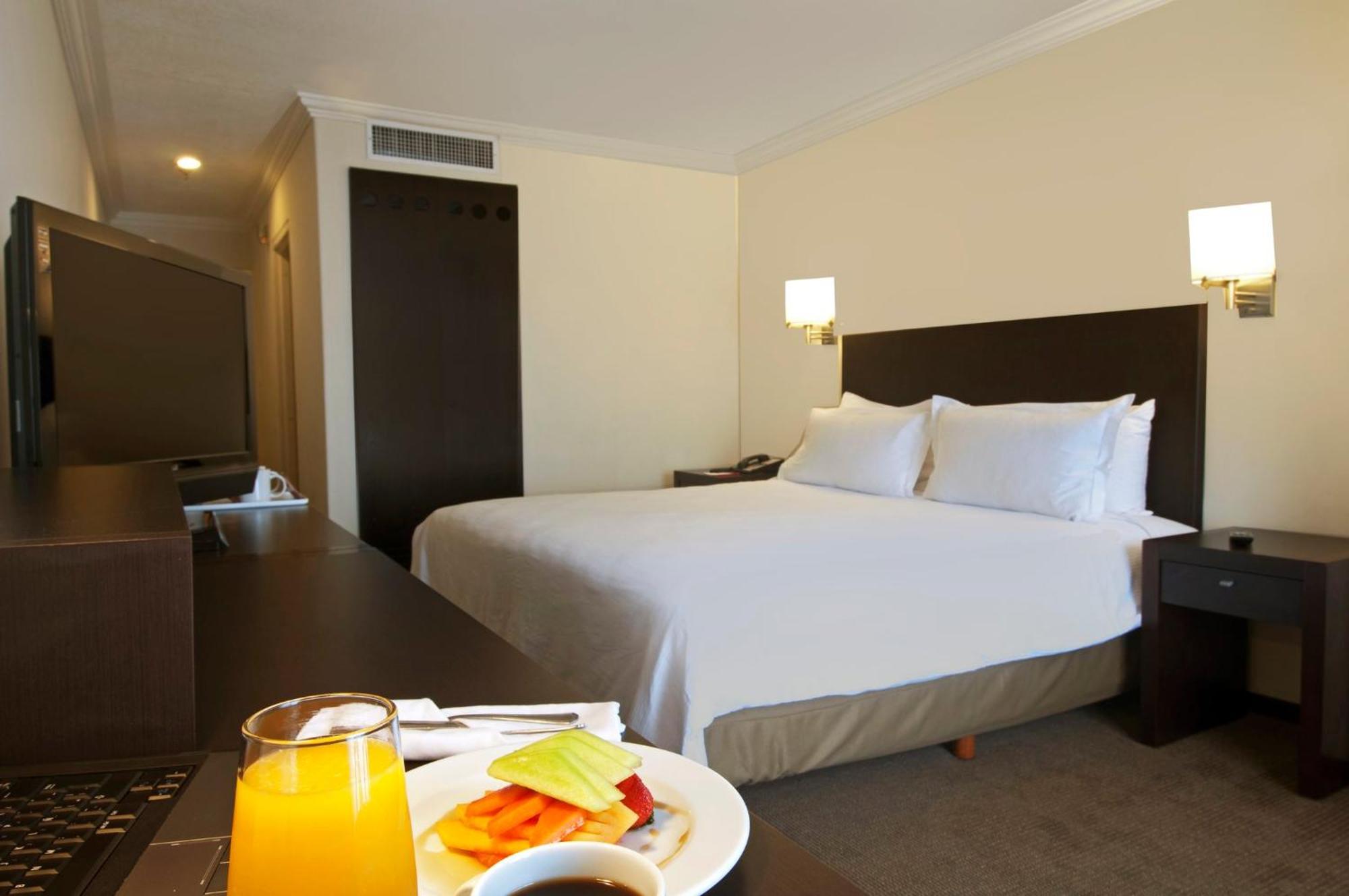 King Room,1706817082:JPEG