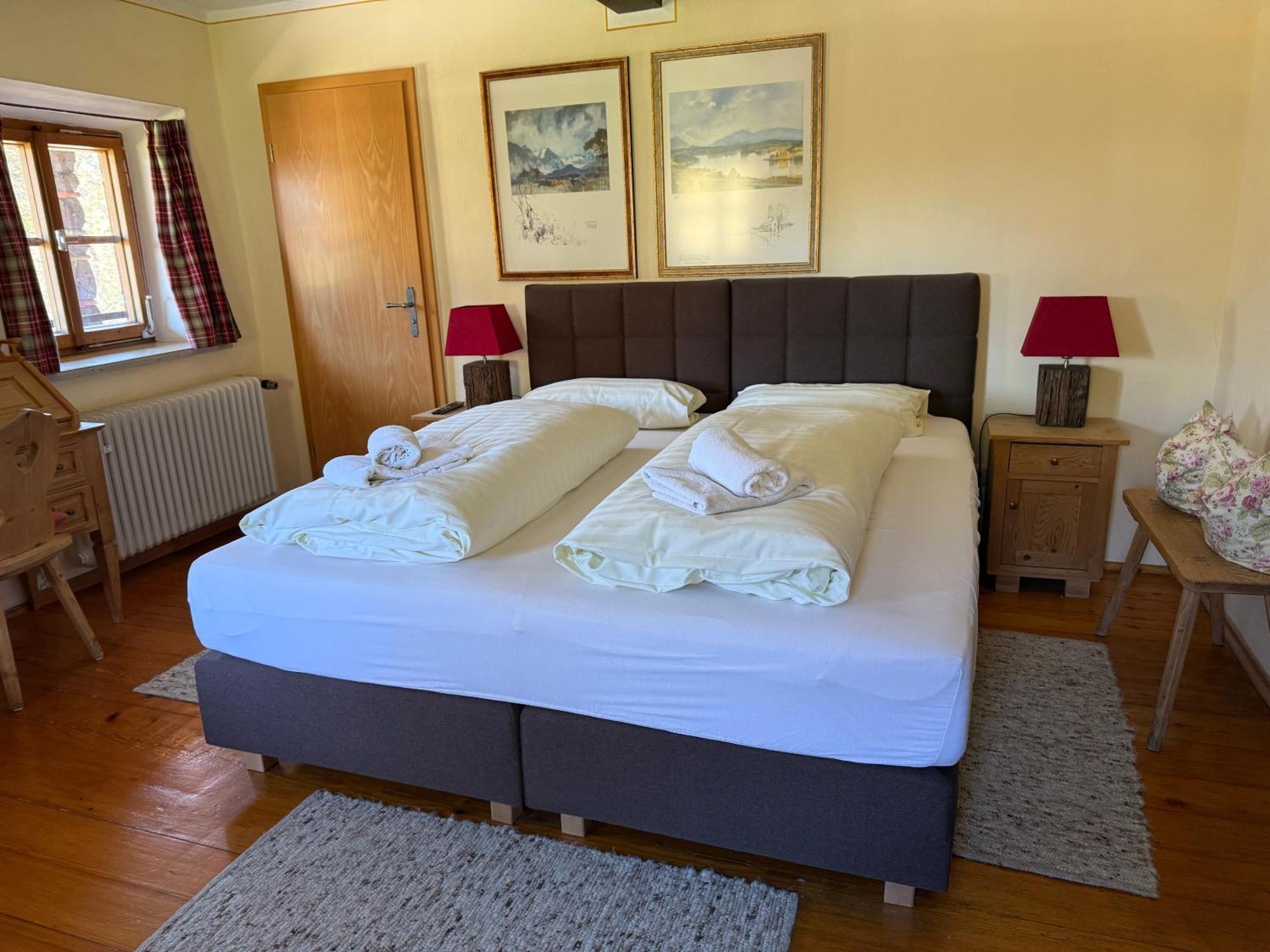 Double Room Mountain View