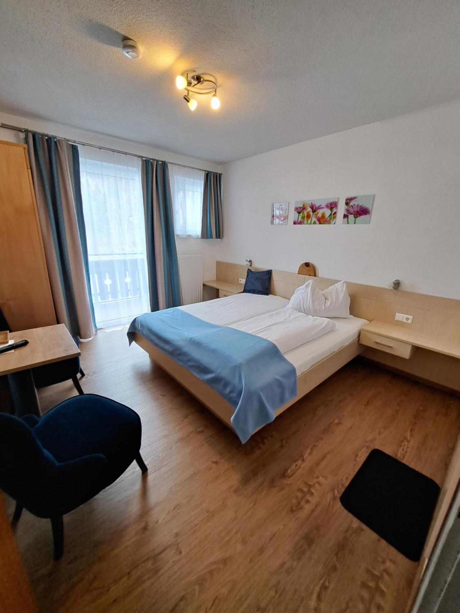 Single Room Balcony