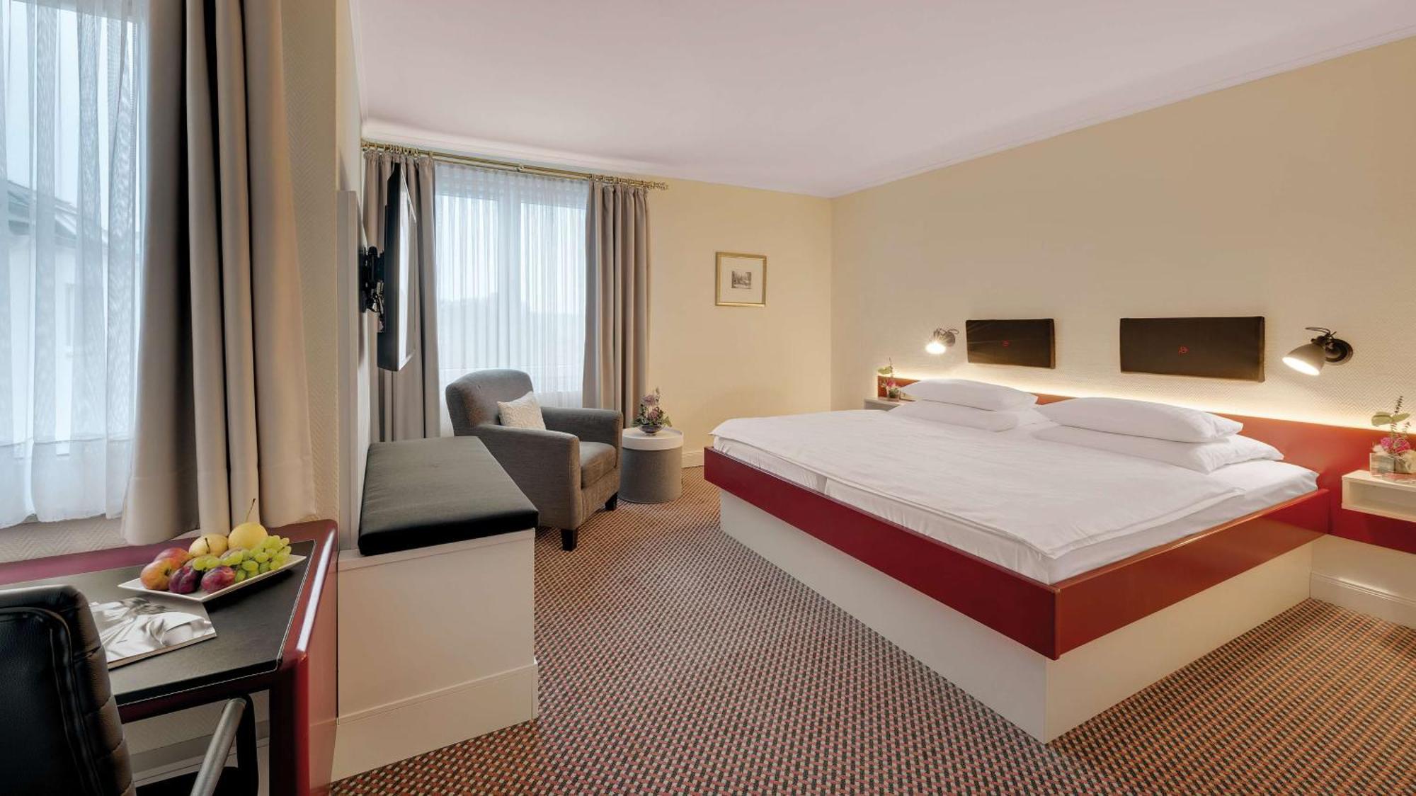 Double Room Partial River View without balcony