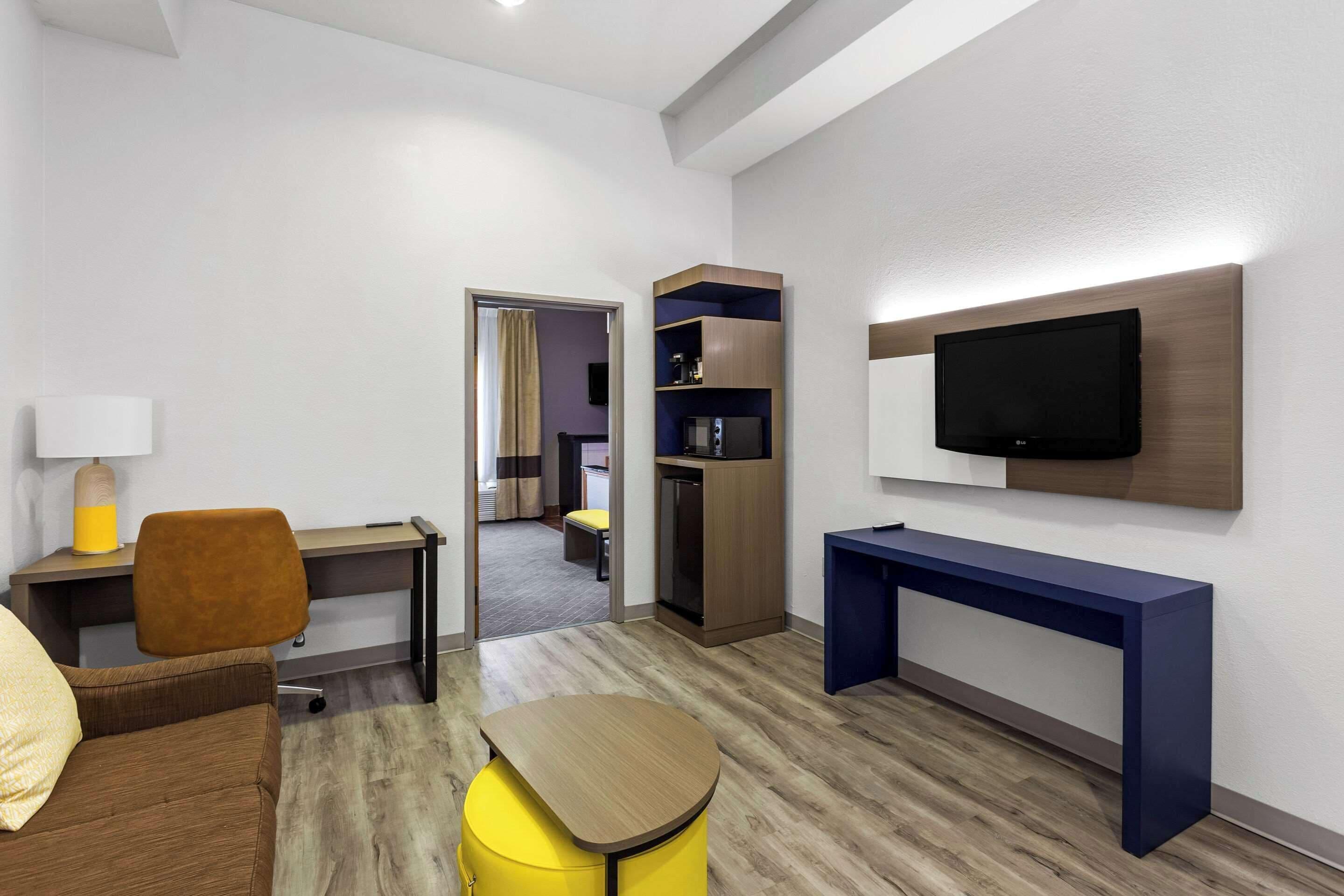 King Suite Spa Bath