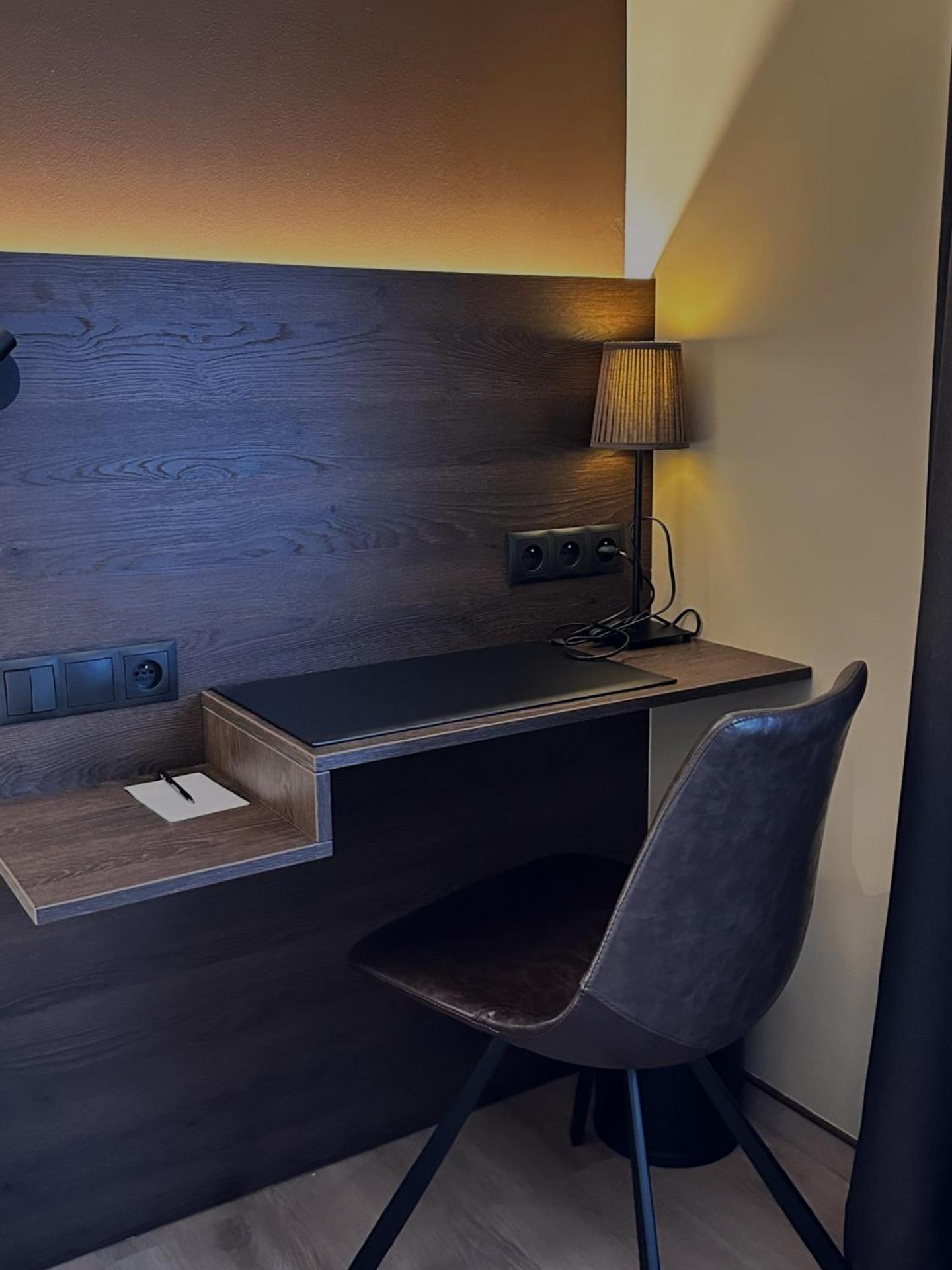 Junior Suite,1709596471:JPEG
