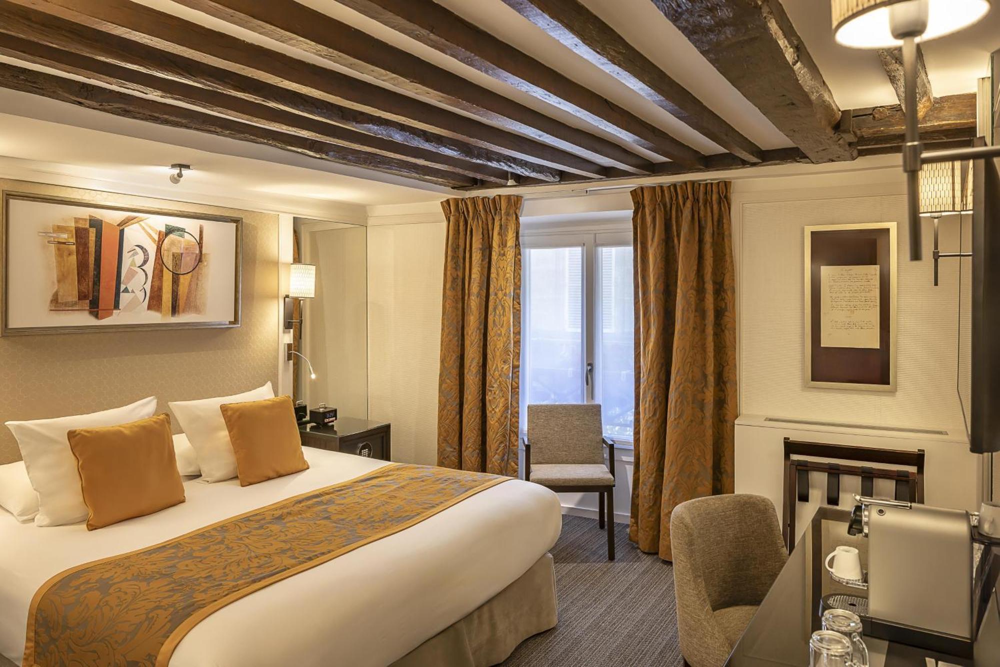 Superior Queen Room