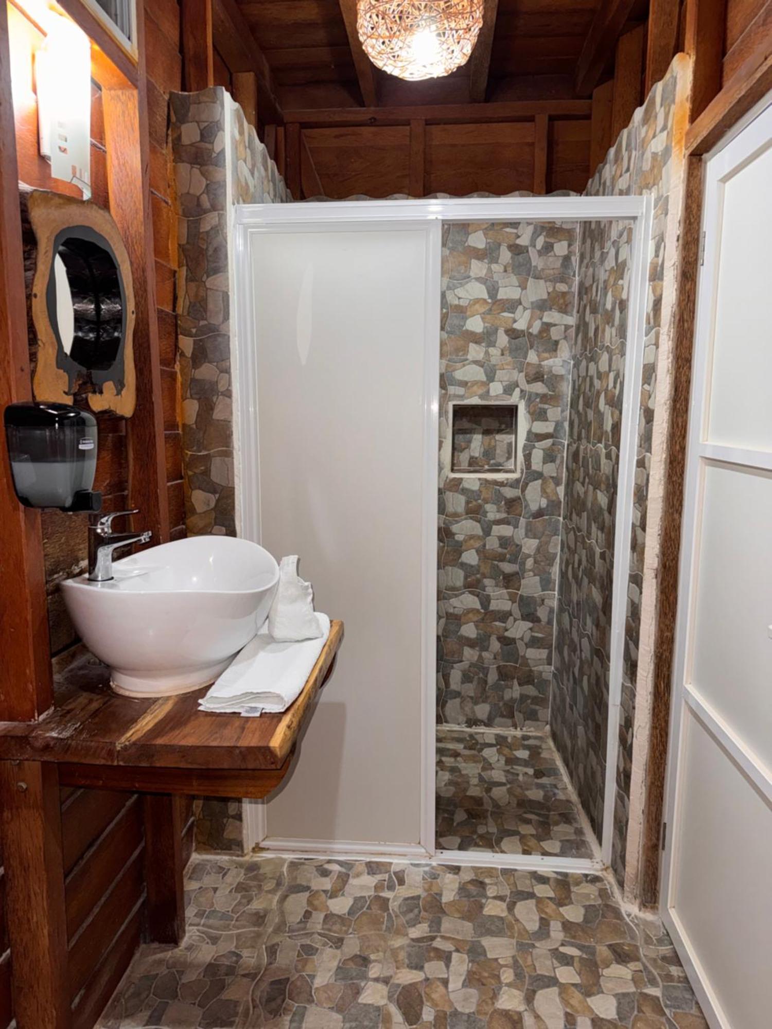 King Suite,1714104553:JPEG