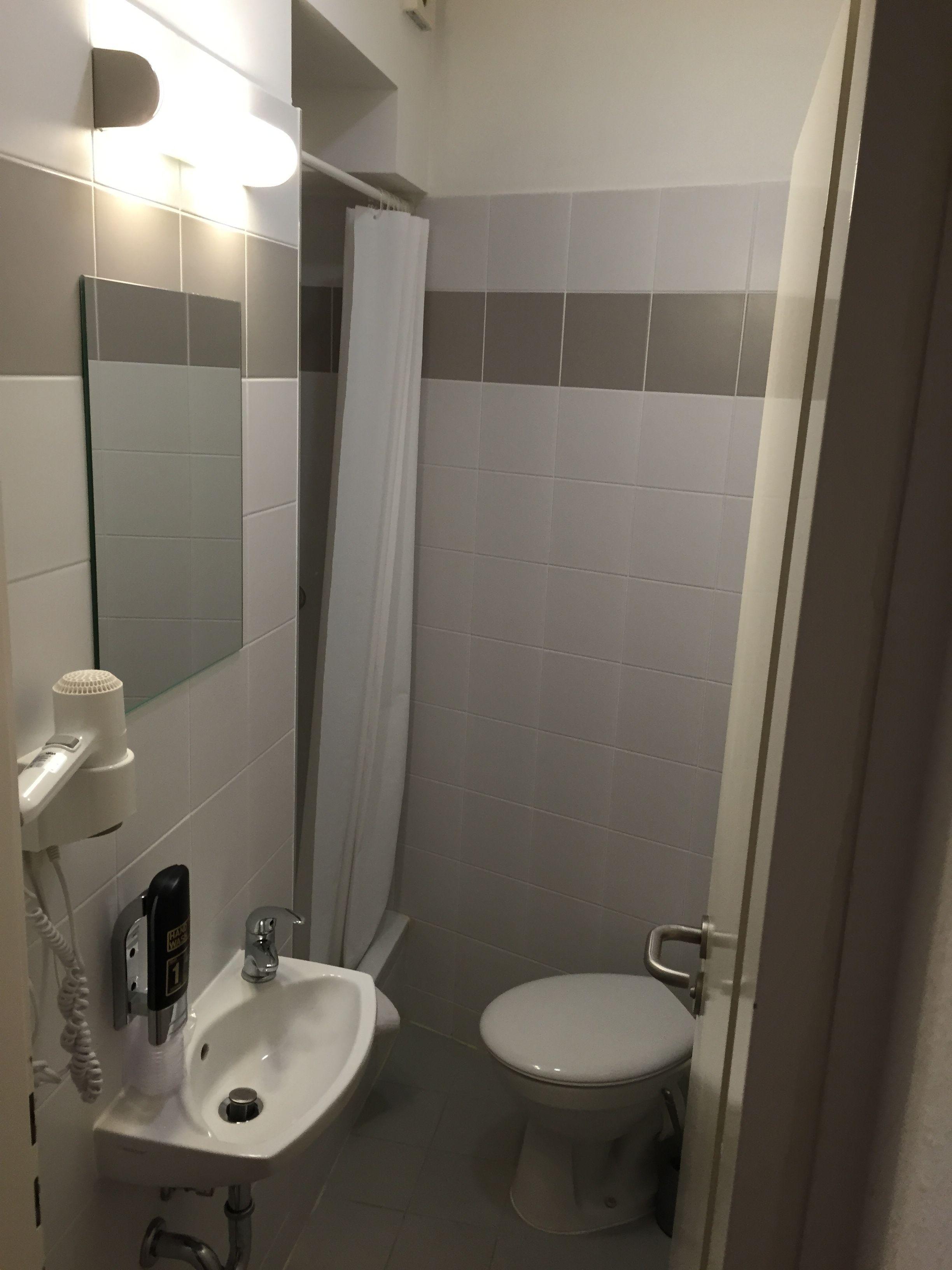 Economy Single Room