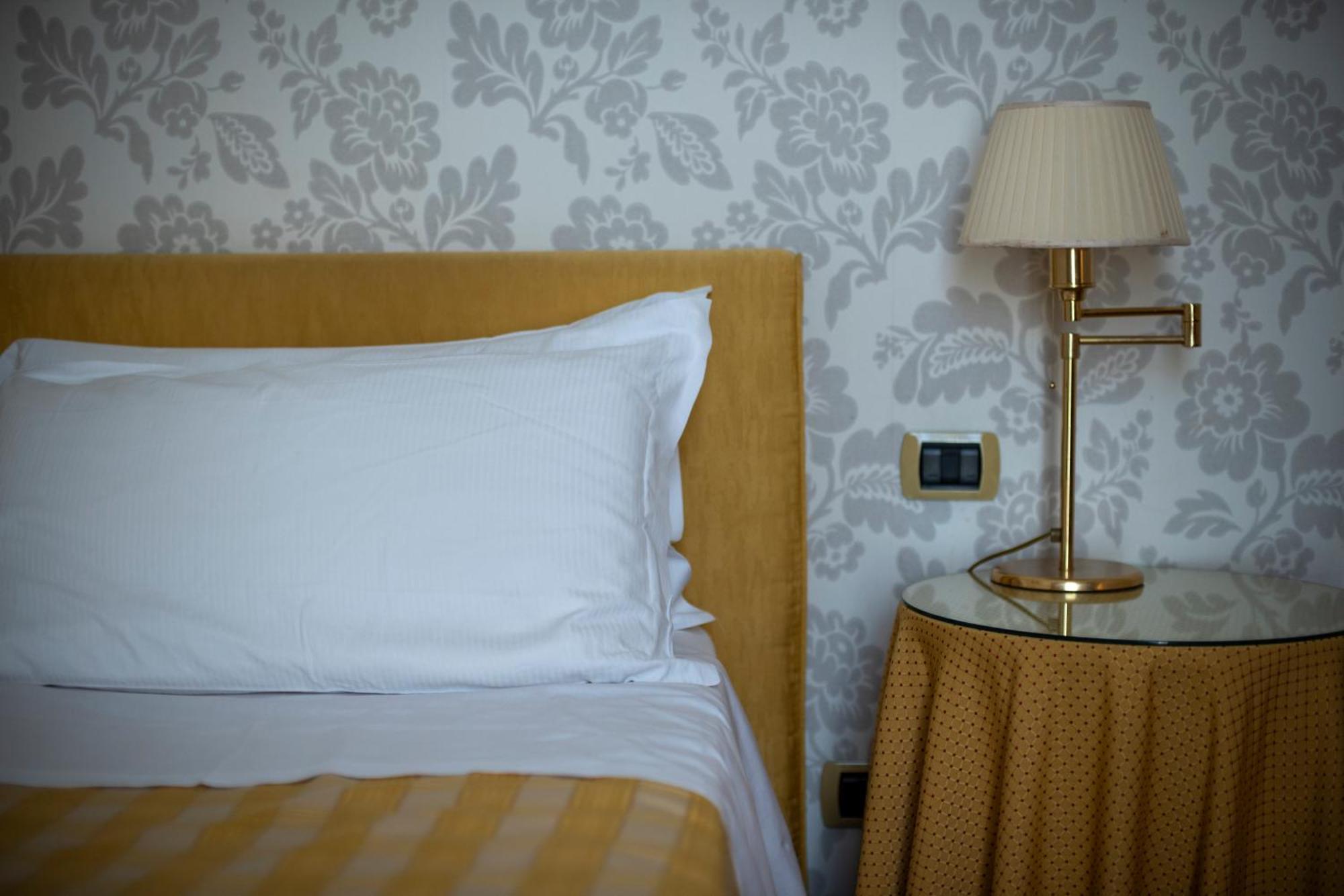Comfort Single Room
