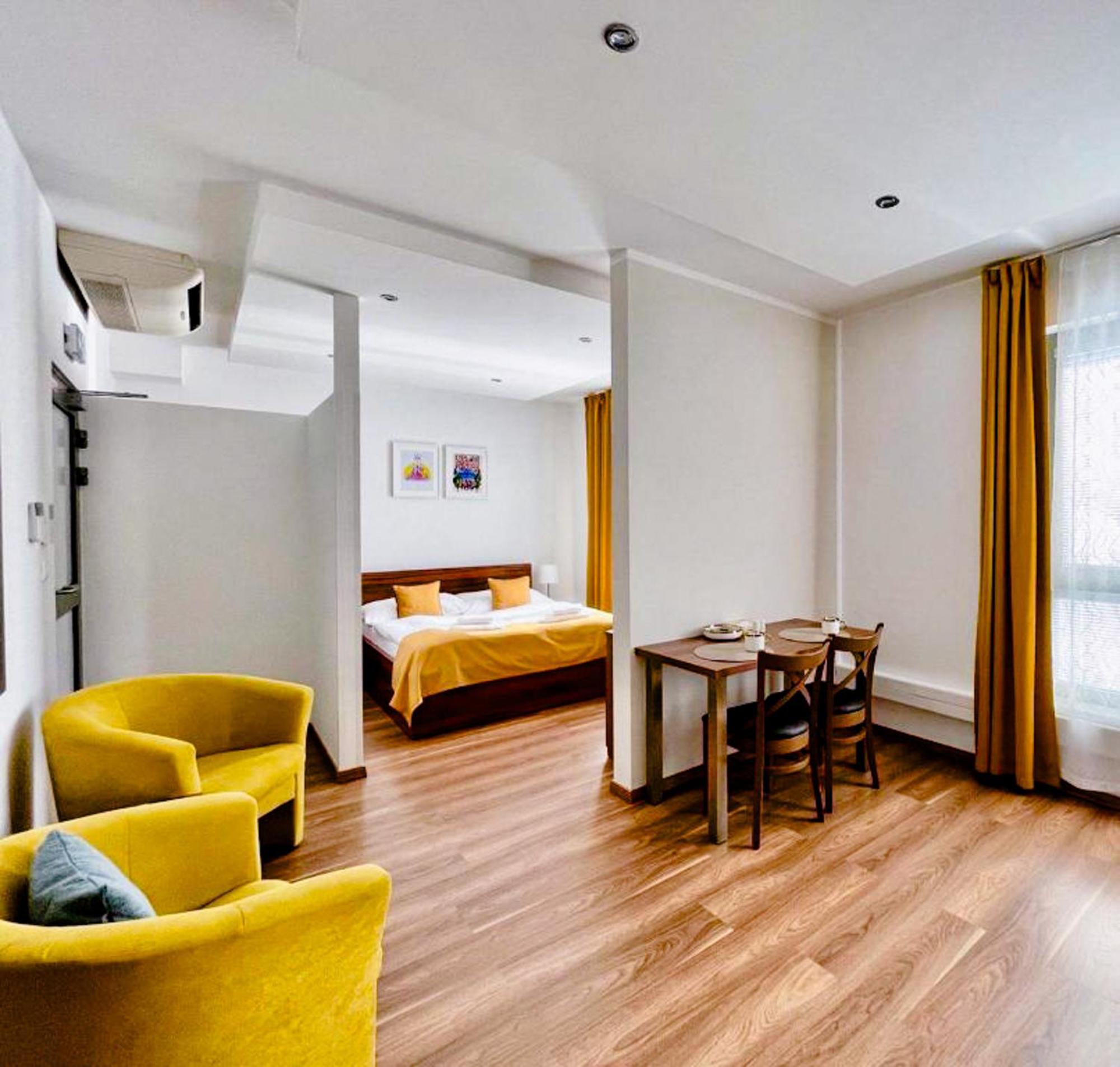 Studio Apartment