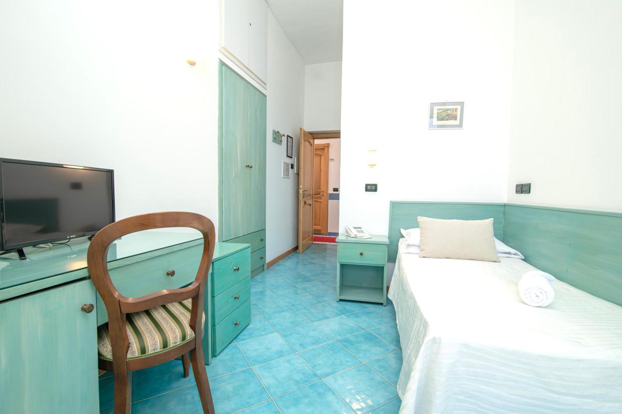 Superior Single Room