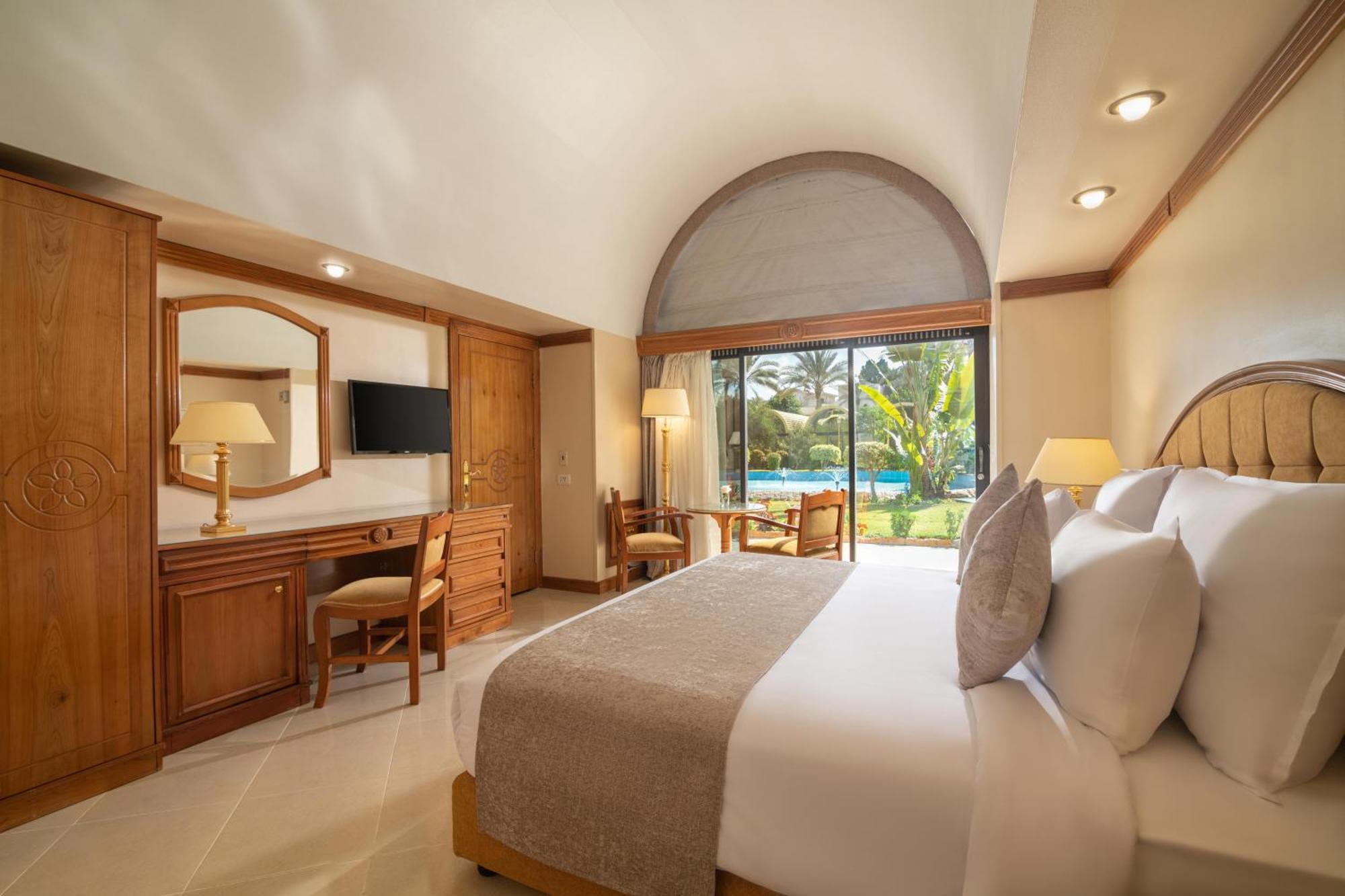 Superior King or Twin Bed Garden View,1717090545:JPEG