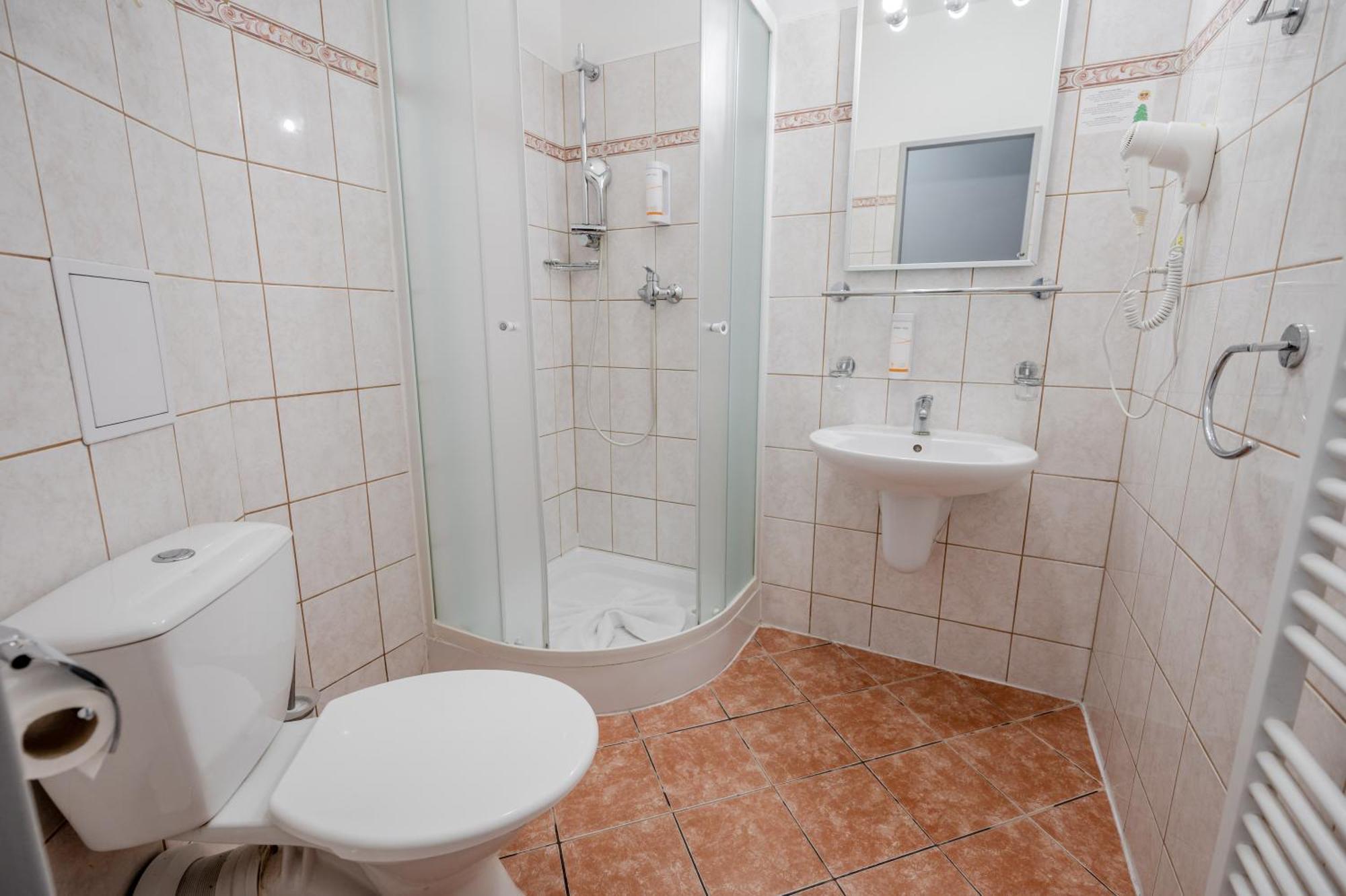 Economy Twin Room