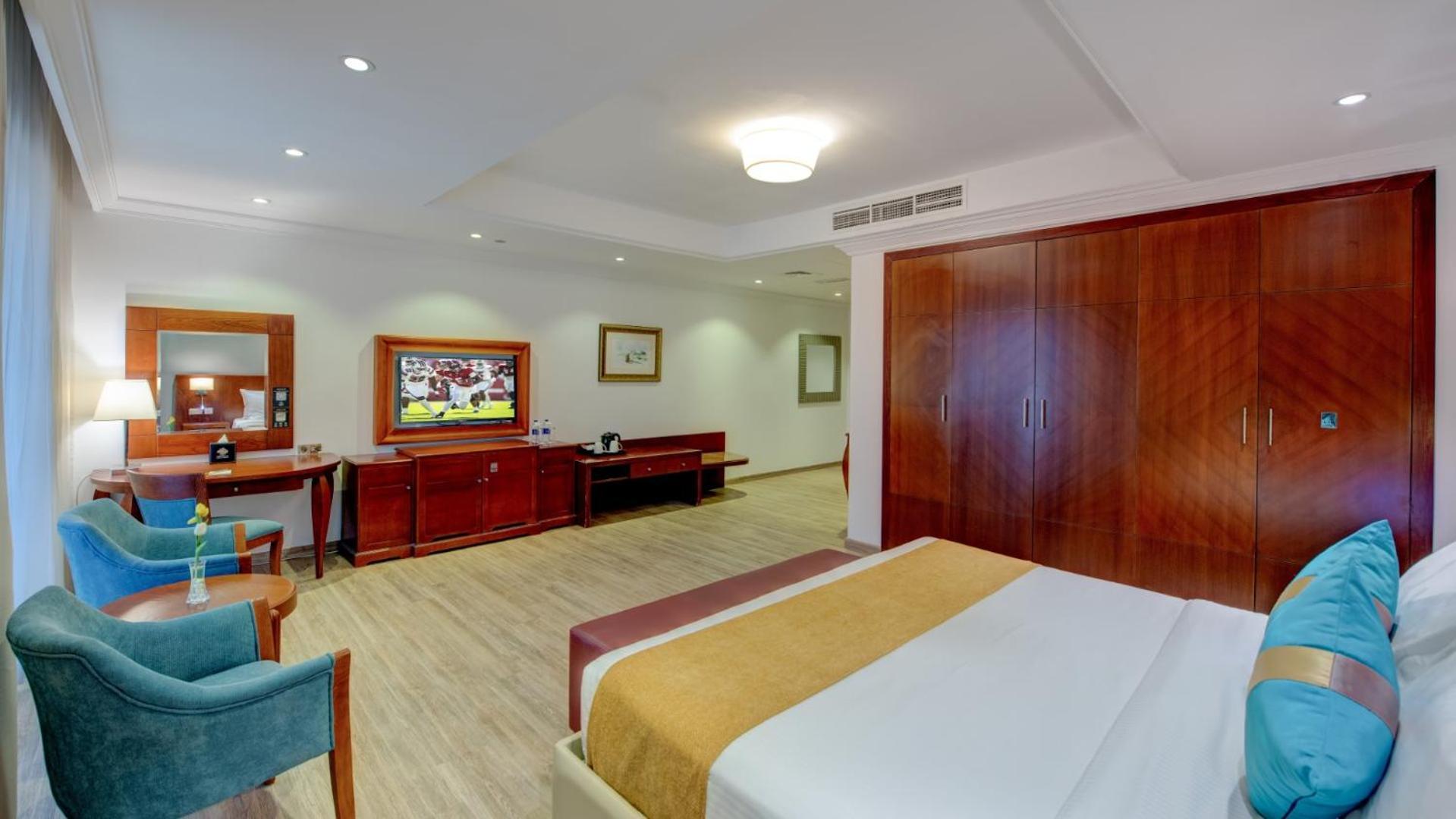 Deluxe King Room