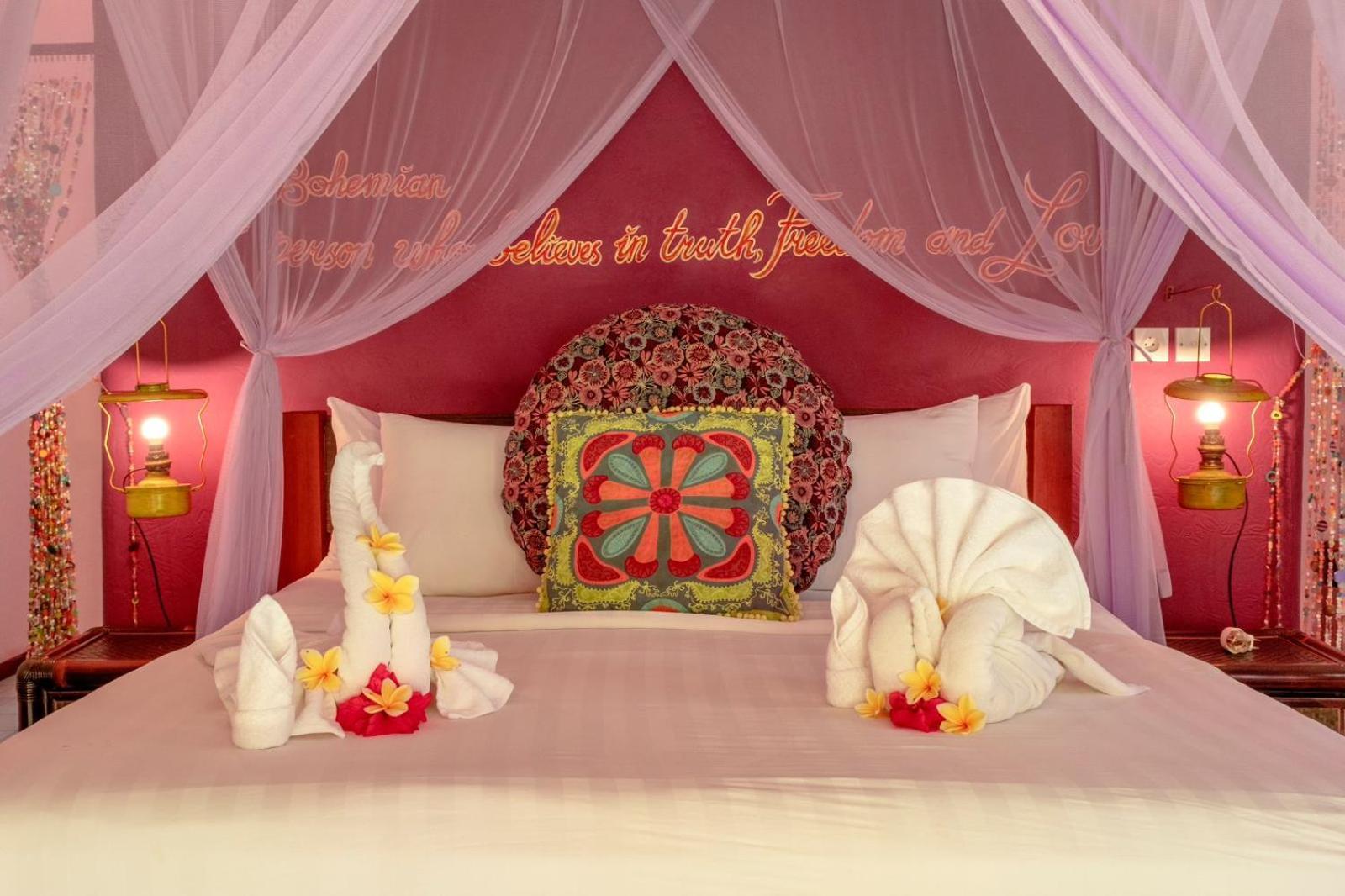 Double Room with Balcony,1722980641:JPEG