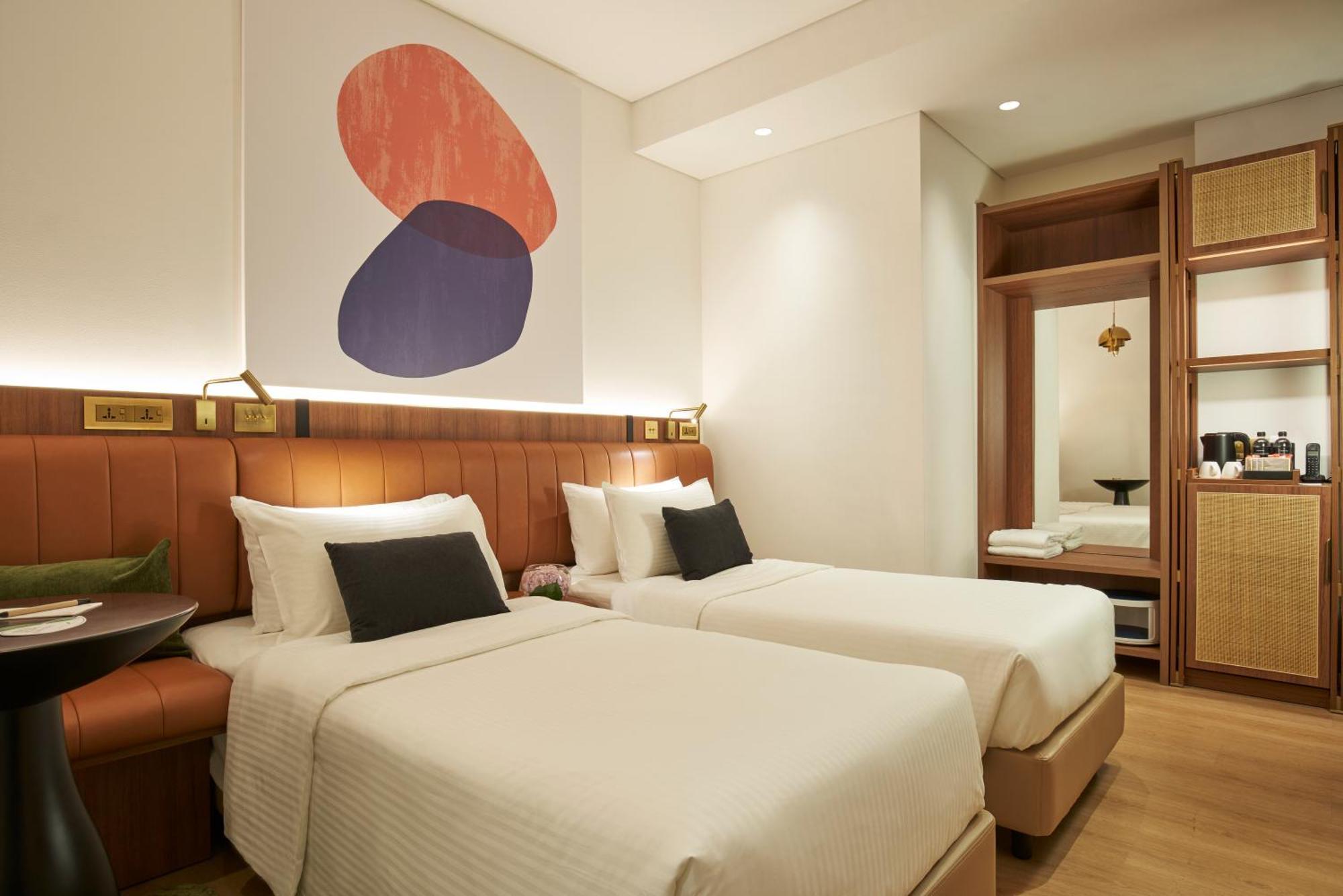 Standard Twin Room No Window