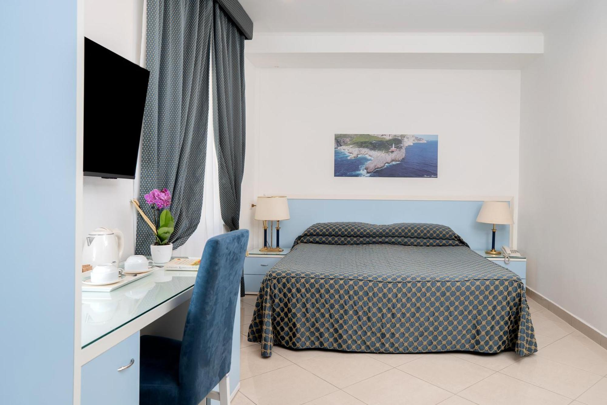 Quarto Standard com Cama de Casal - Sem Vista do Mar
