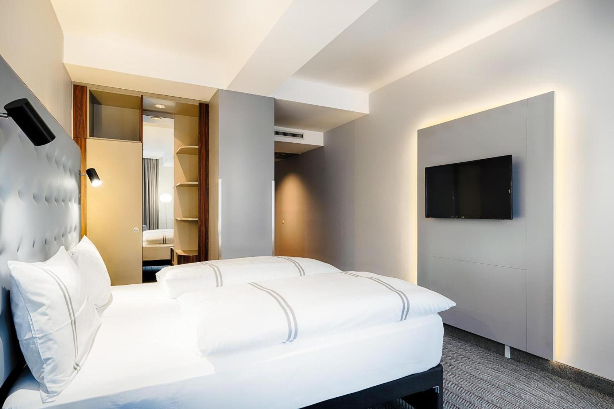 Standard Double or Twin Room,1730002866:JPEG