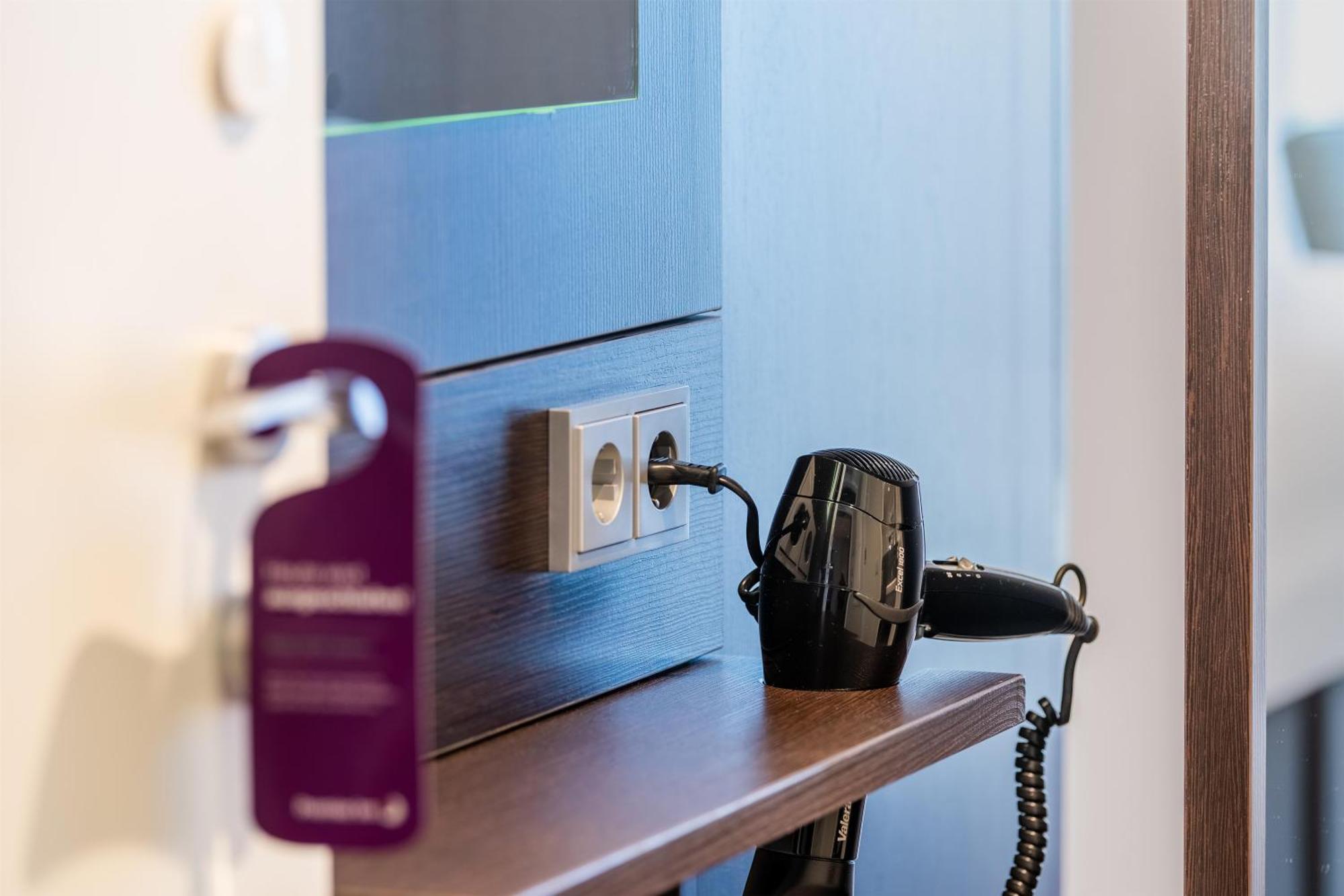 Standard Double Room,1730002867:JPEG