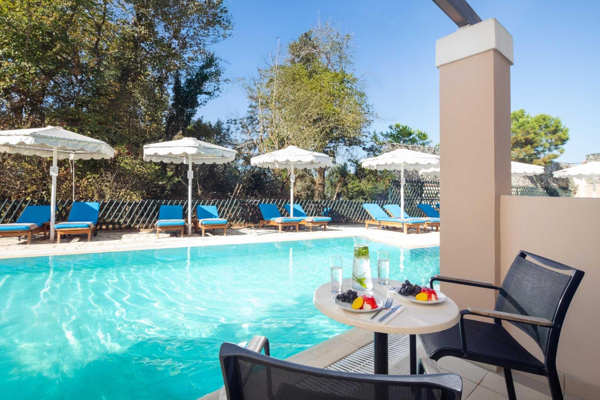 Double or Twin Room Sharing Pool