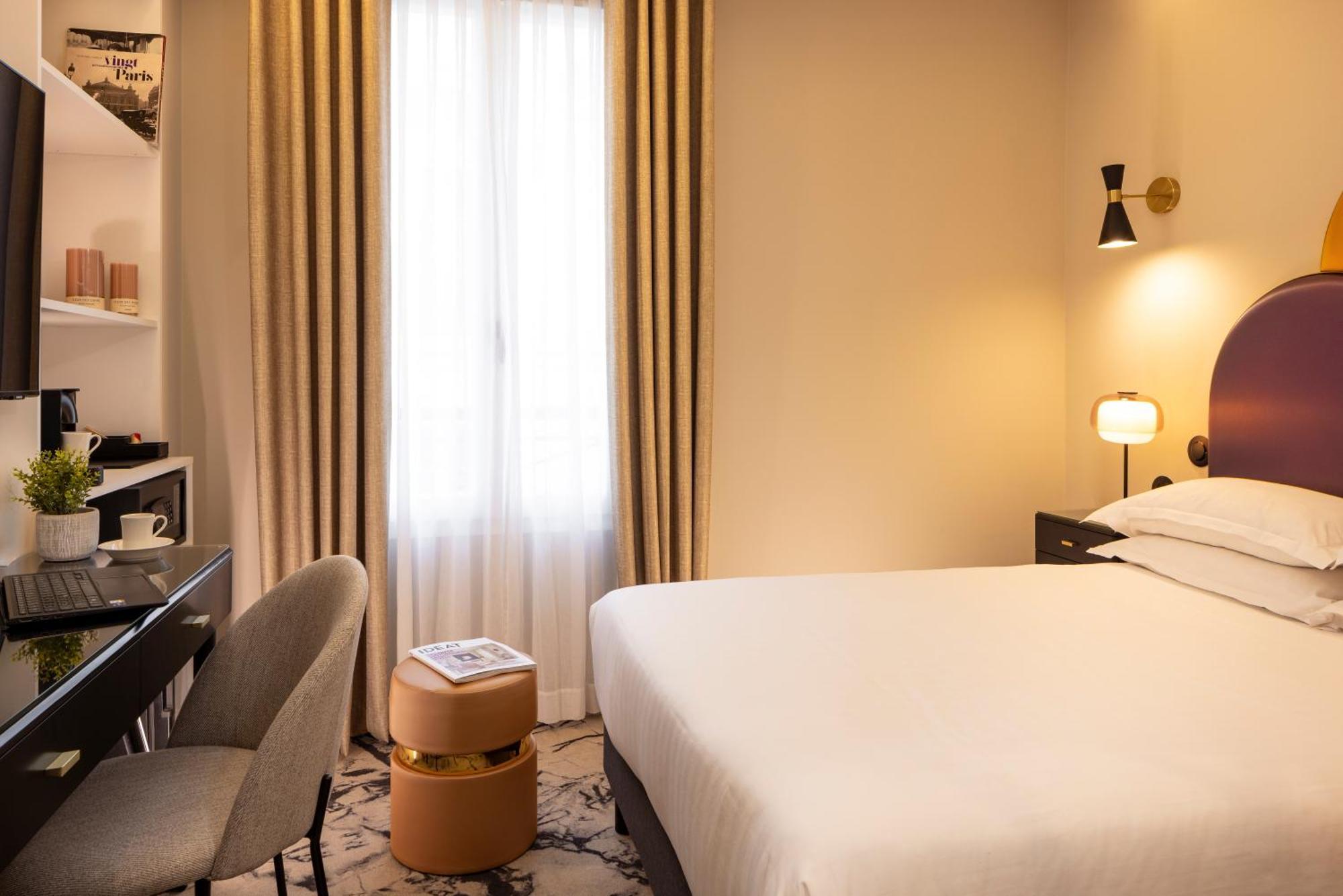 Deluxe Single Room