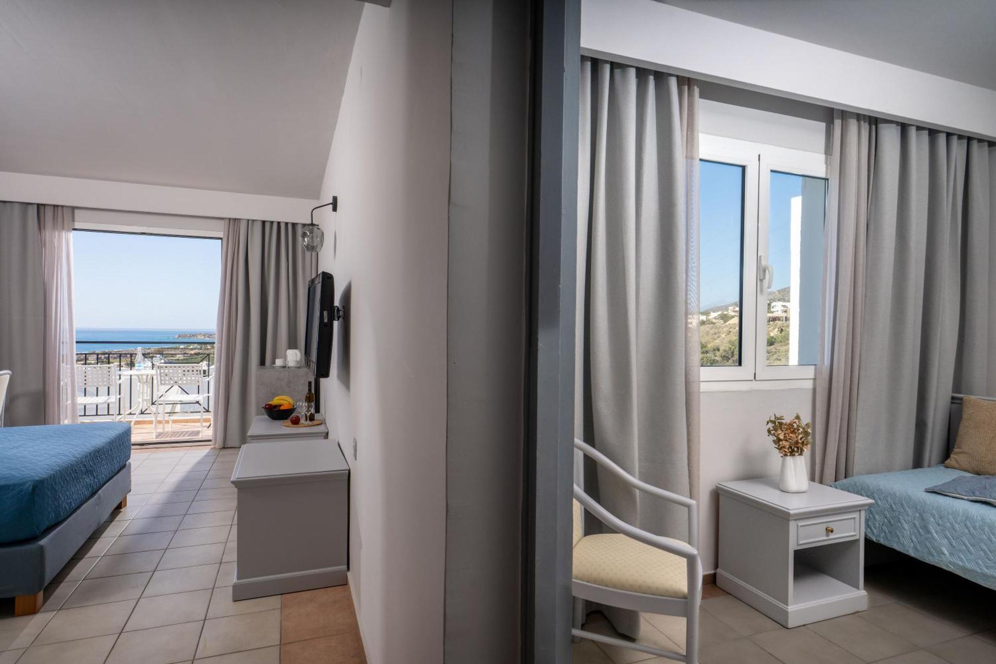 Family Room Sea View