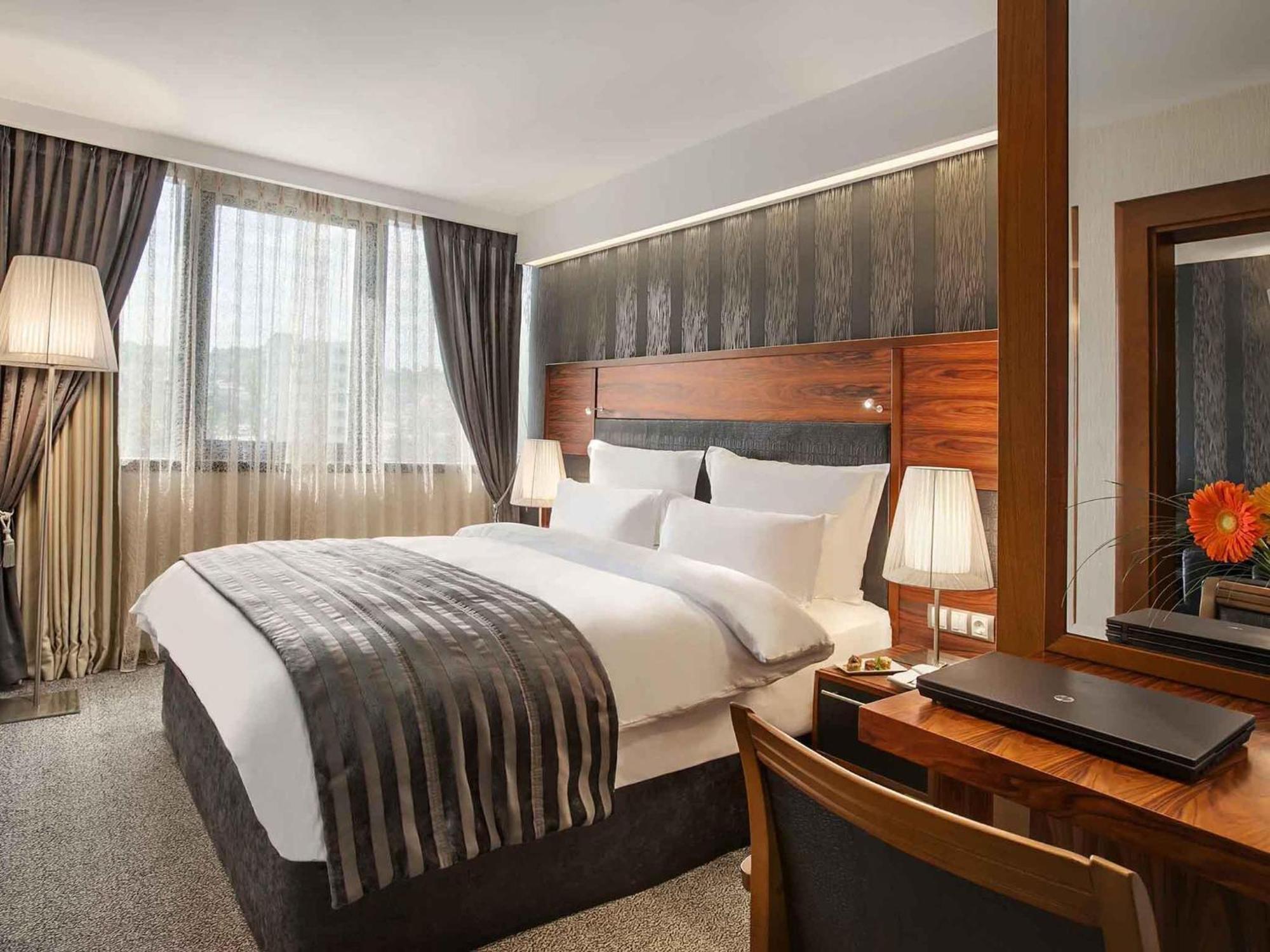 Junior Suite met Kingsize Bed en Bubbelbad - Lane Side
