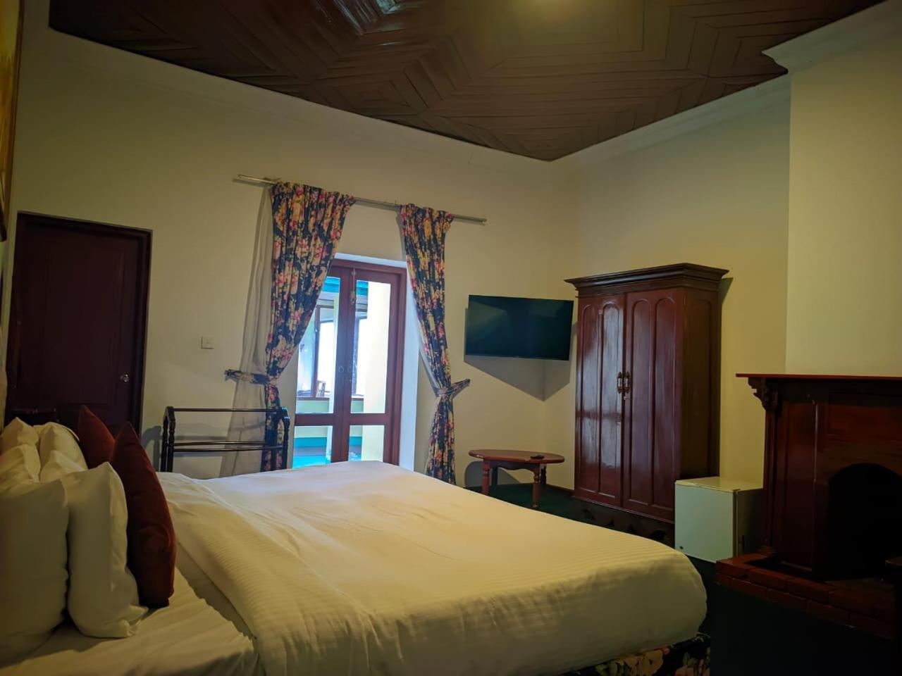 Super Deluxe Triple Room