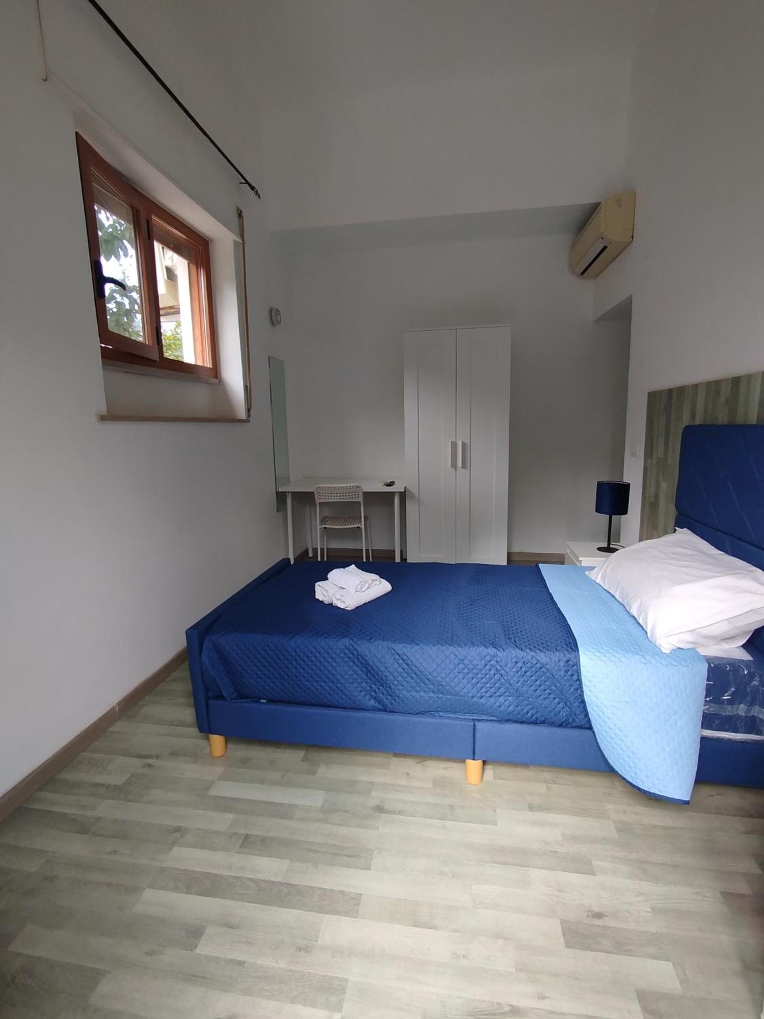 Large Single Room