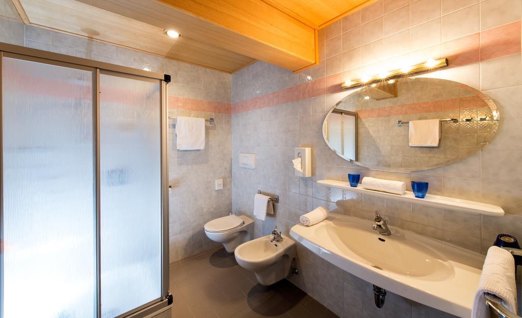 Double or Twin Room - Attic,1080938992:JPEG