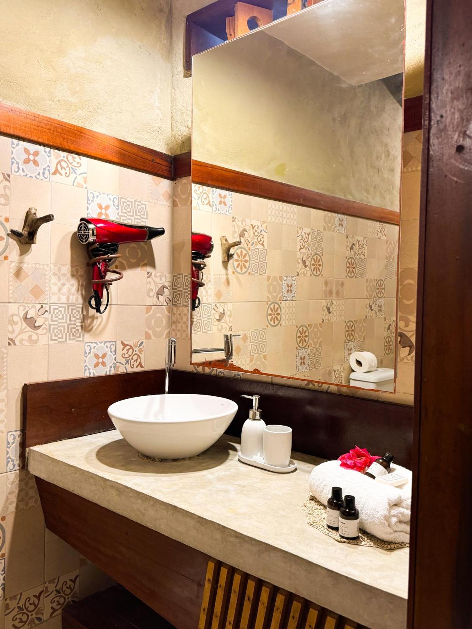 Queen Suite Spa Bath