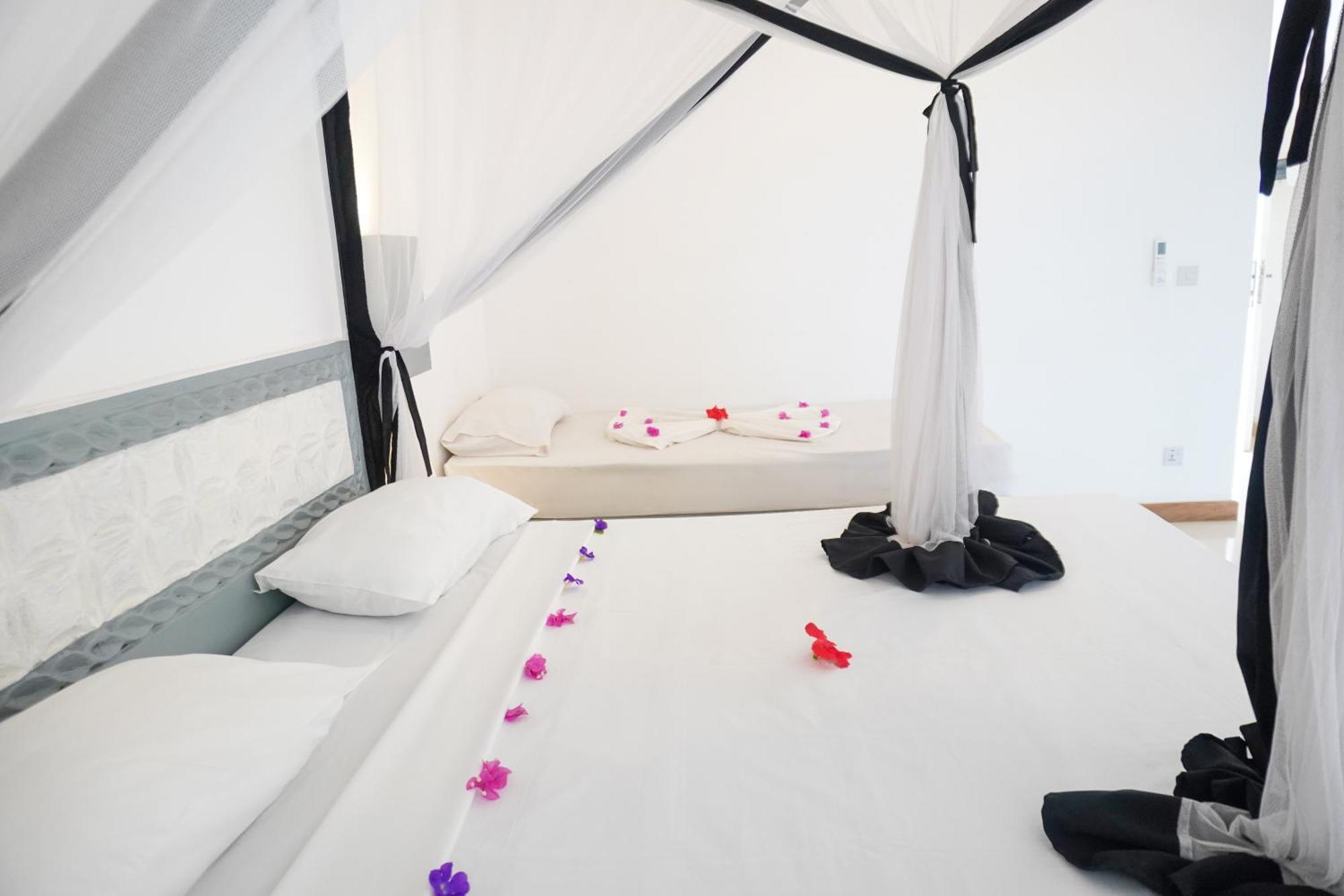 Double Room Garden View