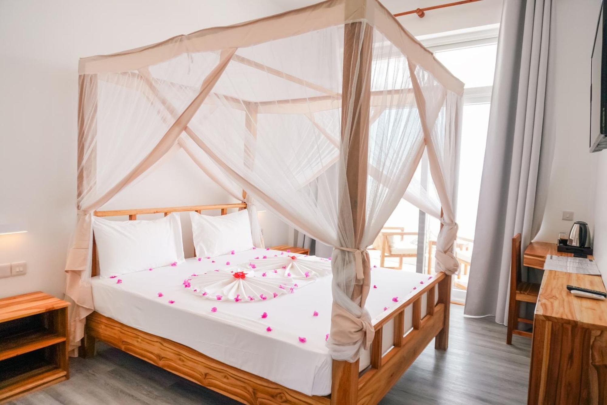 Double Room Balcony Sea View